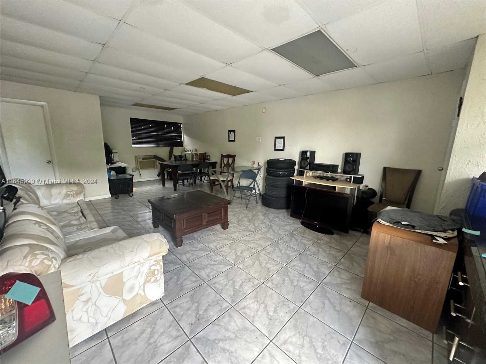 Small Image of 5981 FUNSTON ST #B5, Hollywood Number 4