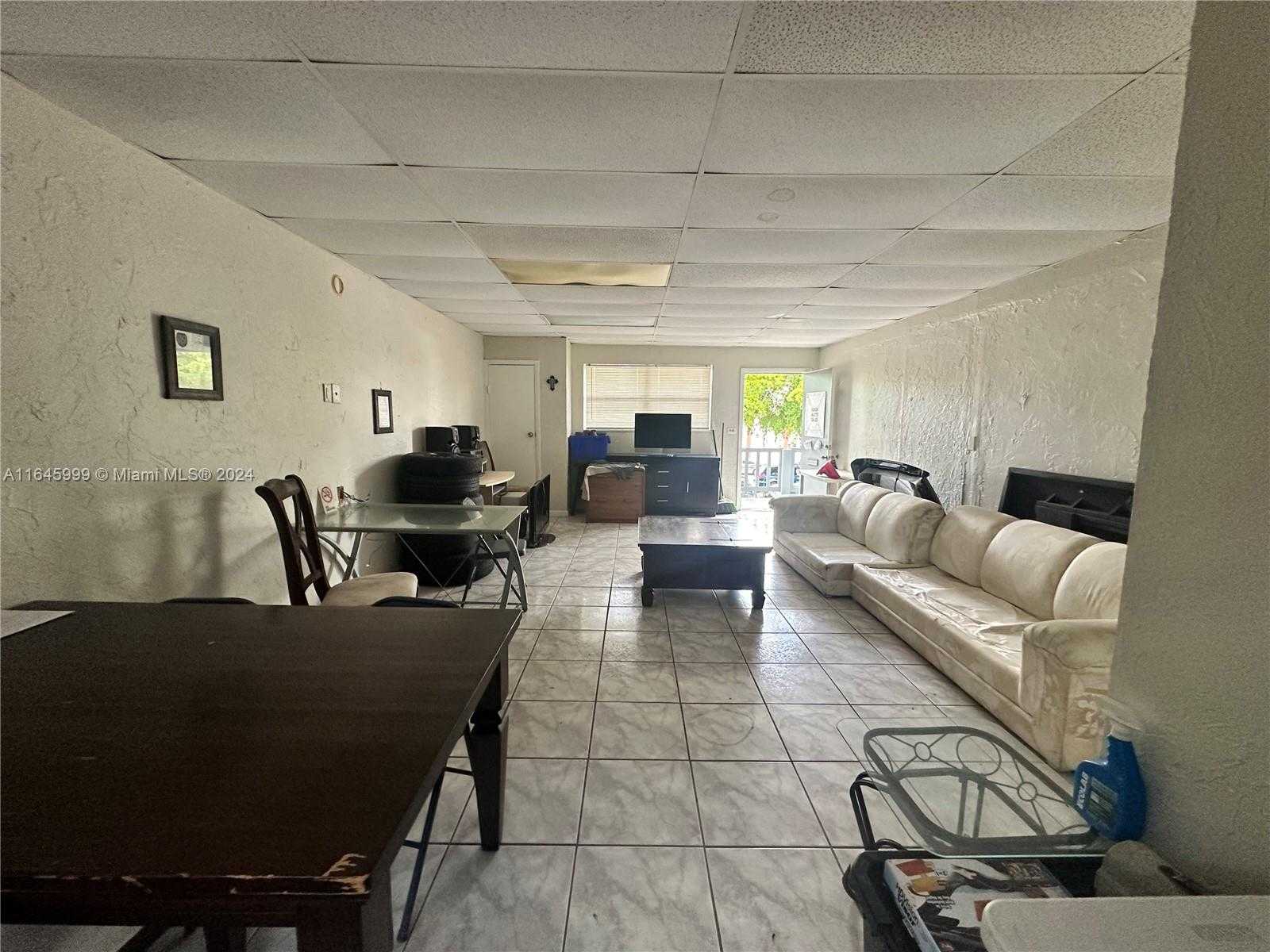 Small Image of 5981 FUNSTON ST #B5, Hollywood Number 5