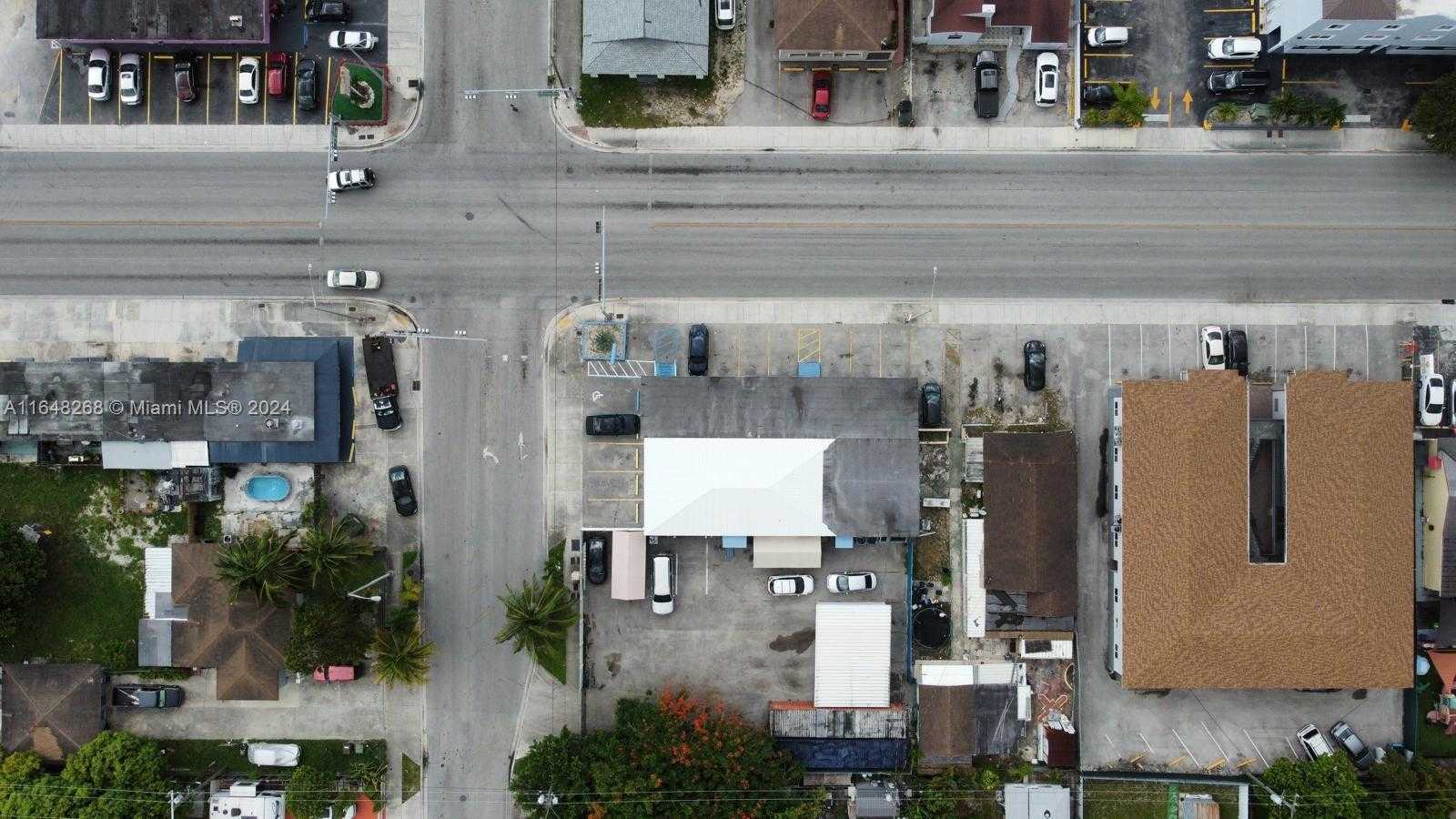 Small Image of Hialeah Number 2