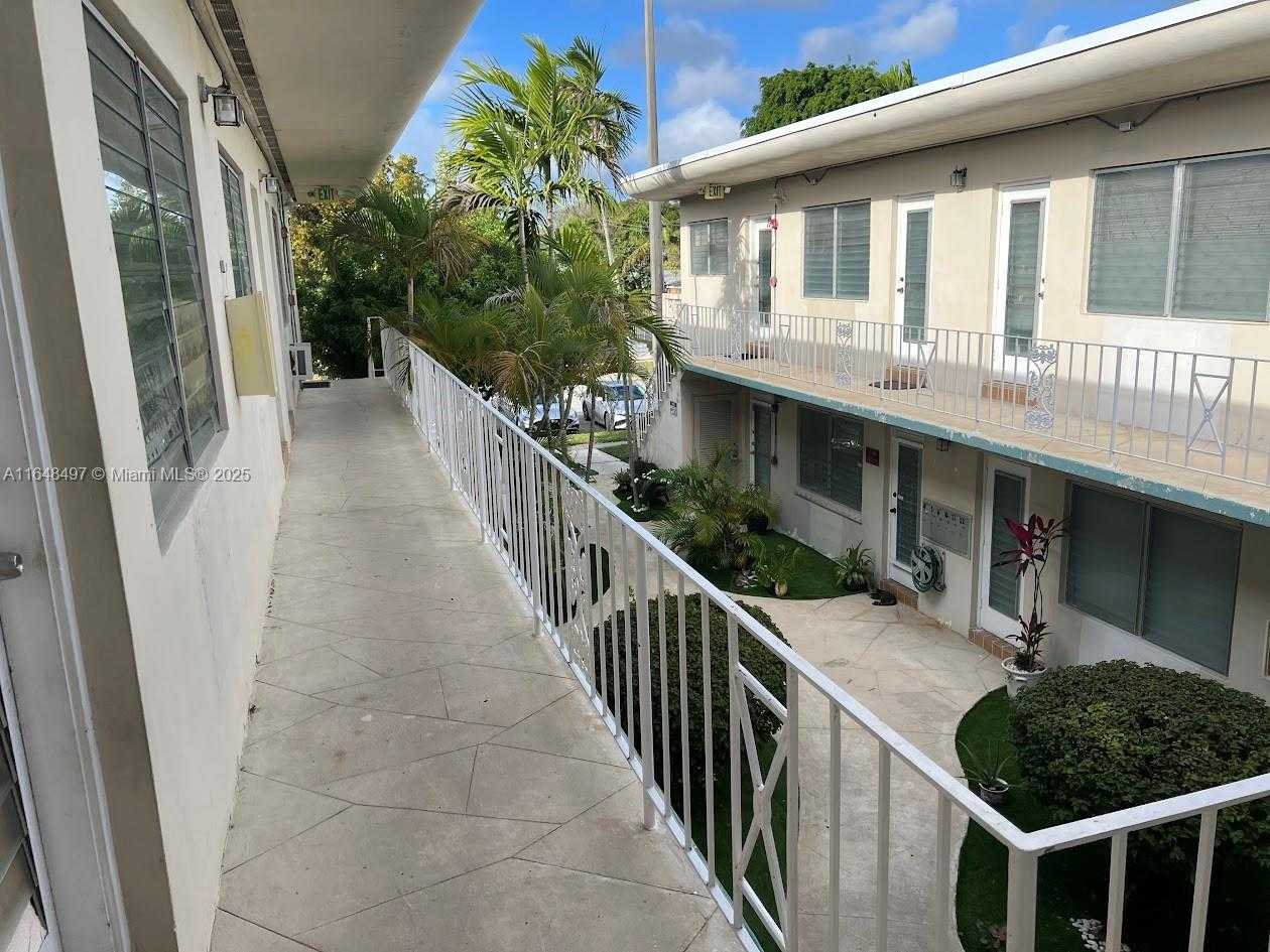 Small Image of 2072 NORTH EAST 169TH ST #Apartments # 5, 9, 11, 12, North Miami Beach Number 5