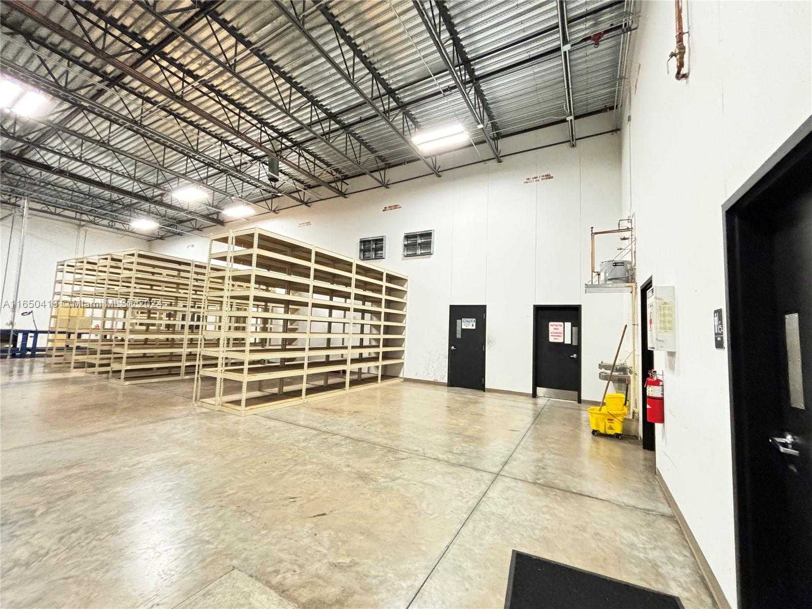 Small Image of 11650 MIRAMAR PKWY #500, Miramar Number 5