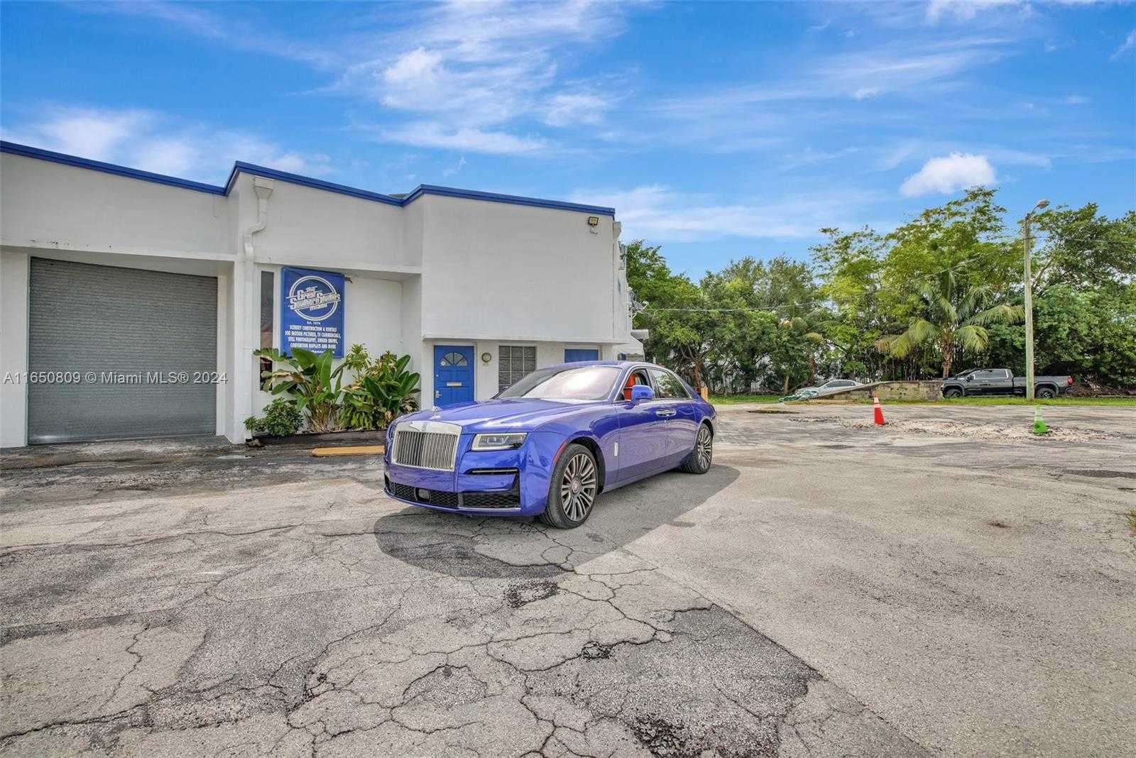 Small Image of 15221 NORTH EAST 21ST AVE, North Miami Beach Number 2