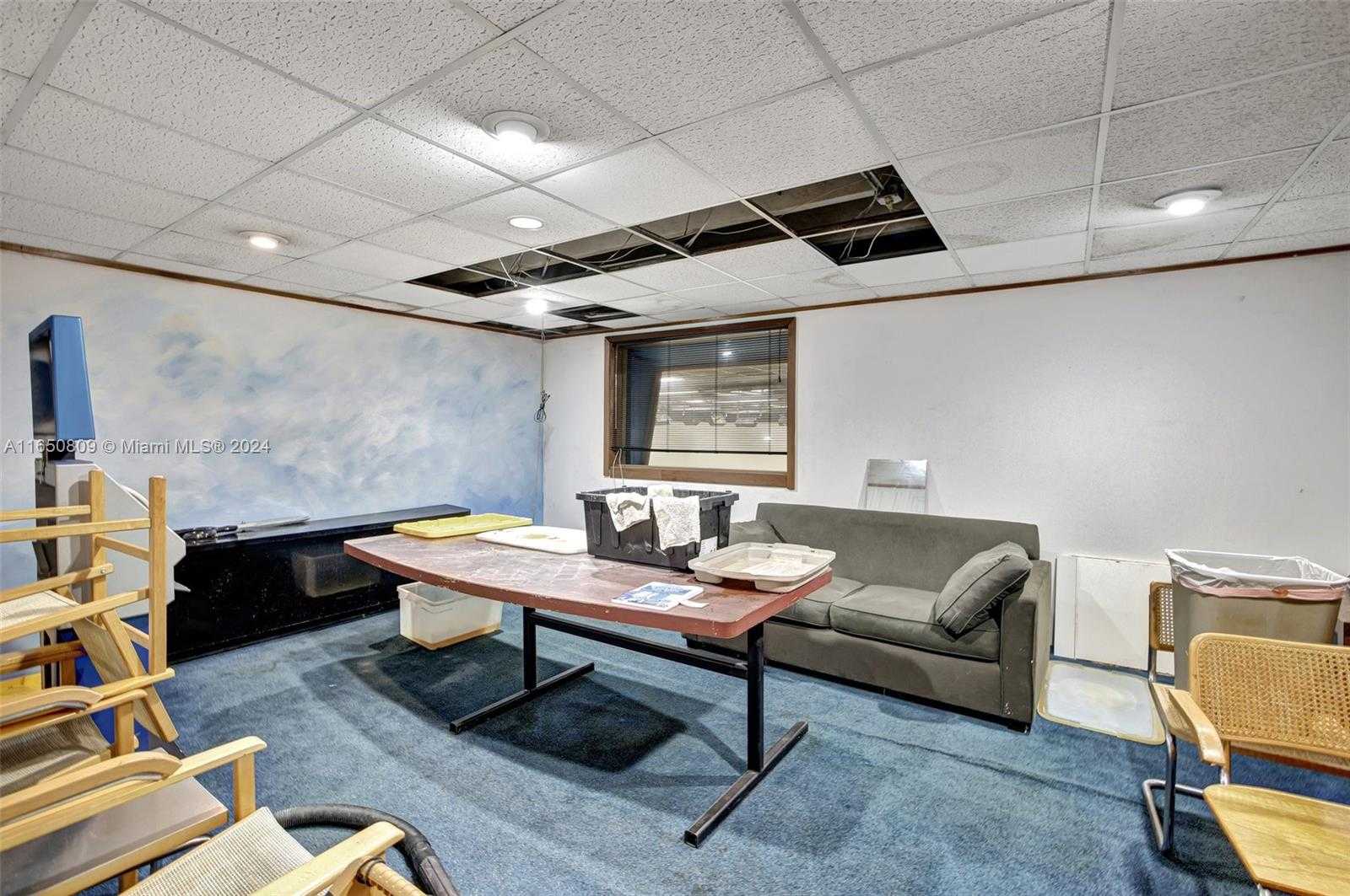 Small Image of 15221 NORTH EAST 21ST AVE, North Miami Beach Number 36