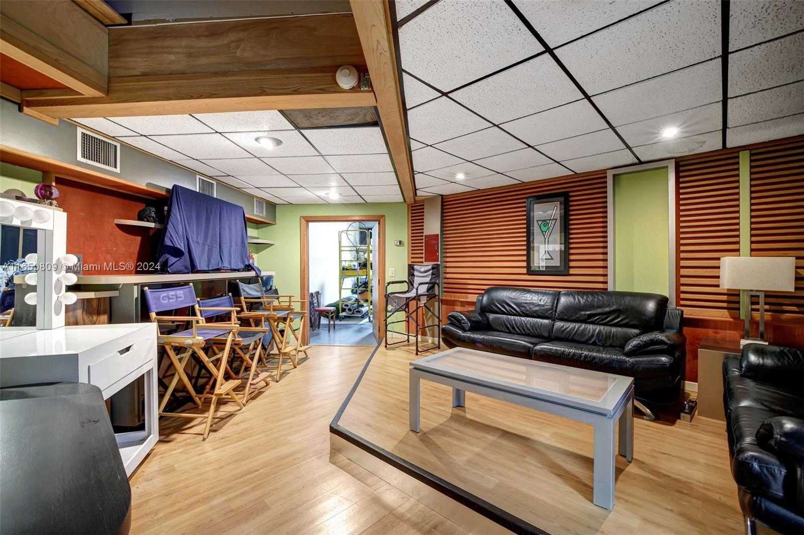Small Image of 15221 NORTH EAST 21ST AVE, North Miami Beach Number 51