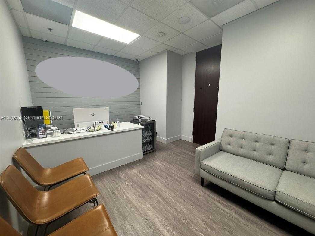 Small Image of 9380 SW 150th St, Miami, FL 33176, USA Number 2