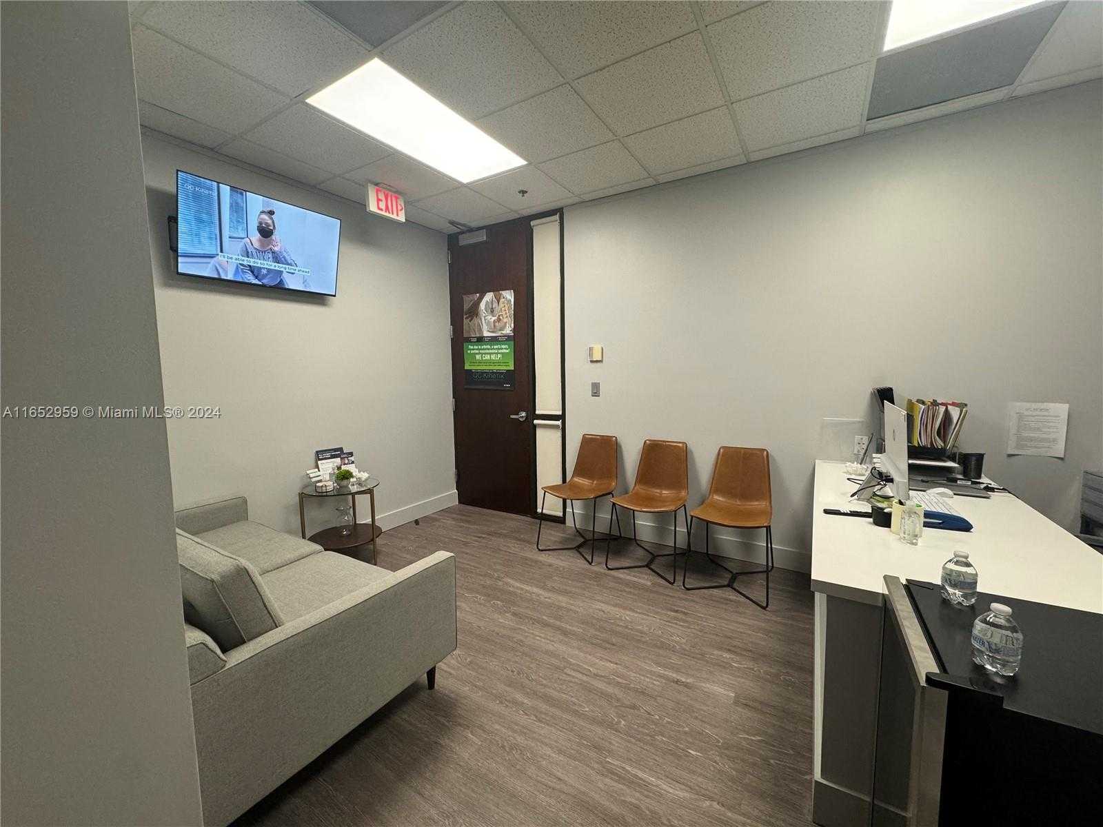 Small Image of 9380 SW 150th St, Miami, FL 33176, USA Number 3