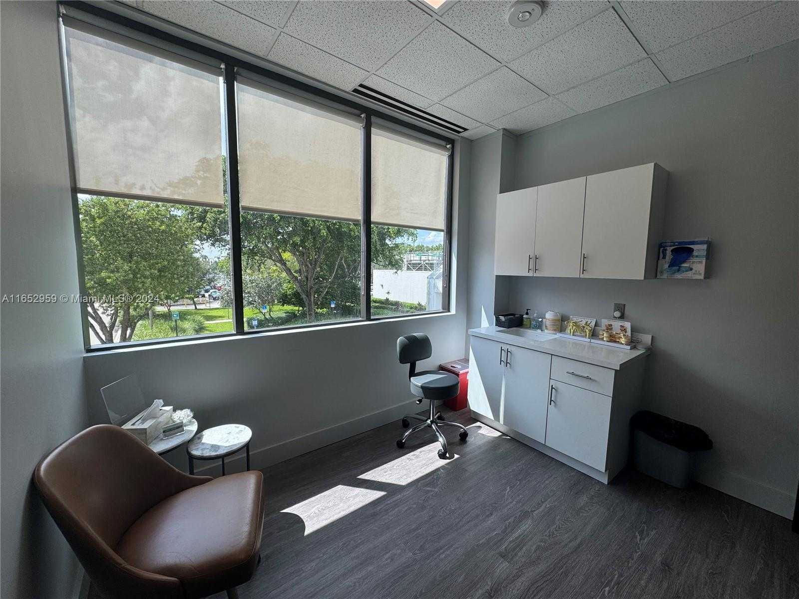 Small Image of 9380 SW 150th St, Miami, FL 33176, USA Number 6