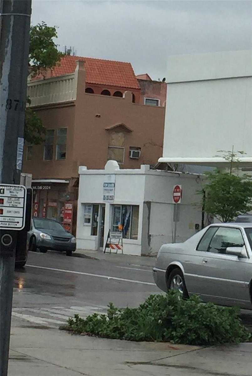 Small Image of 817 SOUTH WEST 8TH ST, Miami Number 8