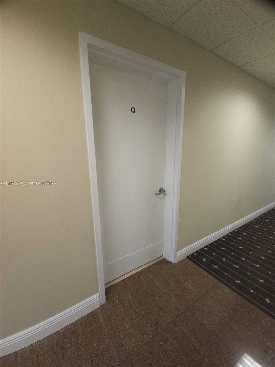 Small Image of 8950 SOUTH WEST 152ND ST SUITE Q, Palmetto Bay Number 6