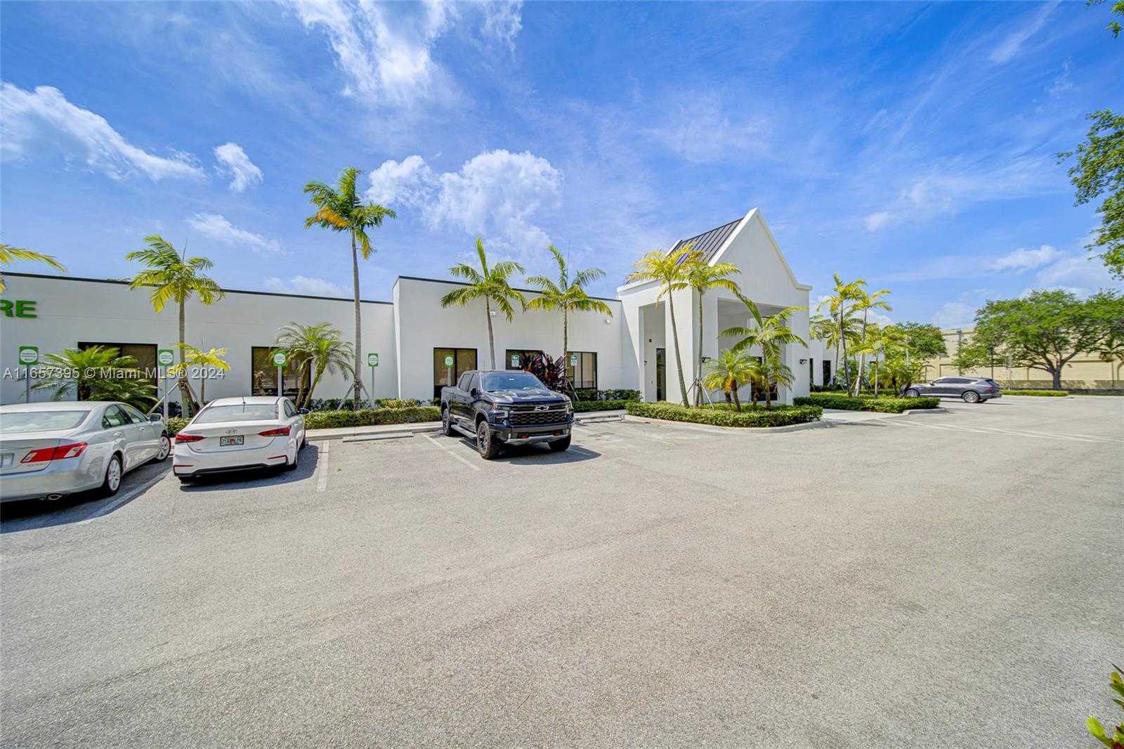 Small Image of 8950 SOUTH WEST 152ND ST SUITE V, Palmetto Bay Number 3