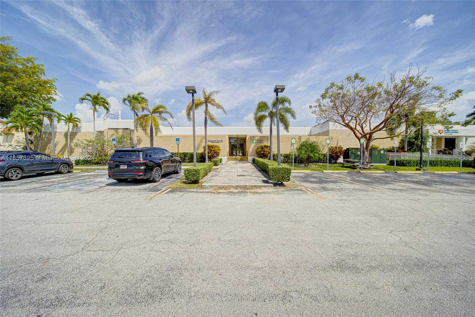 Small Image of 8950 SOUTH WEST 152ND ST SUITE V, Palmetto Bay Number 5