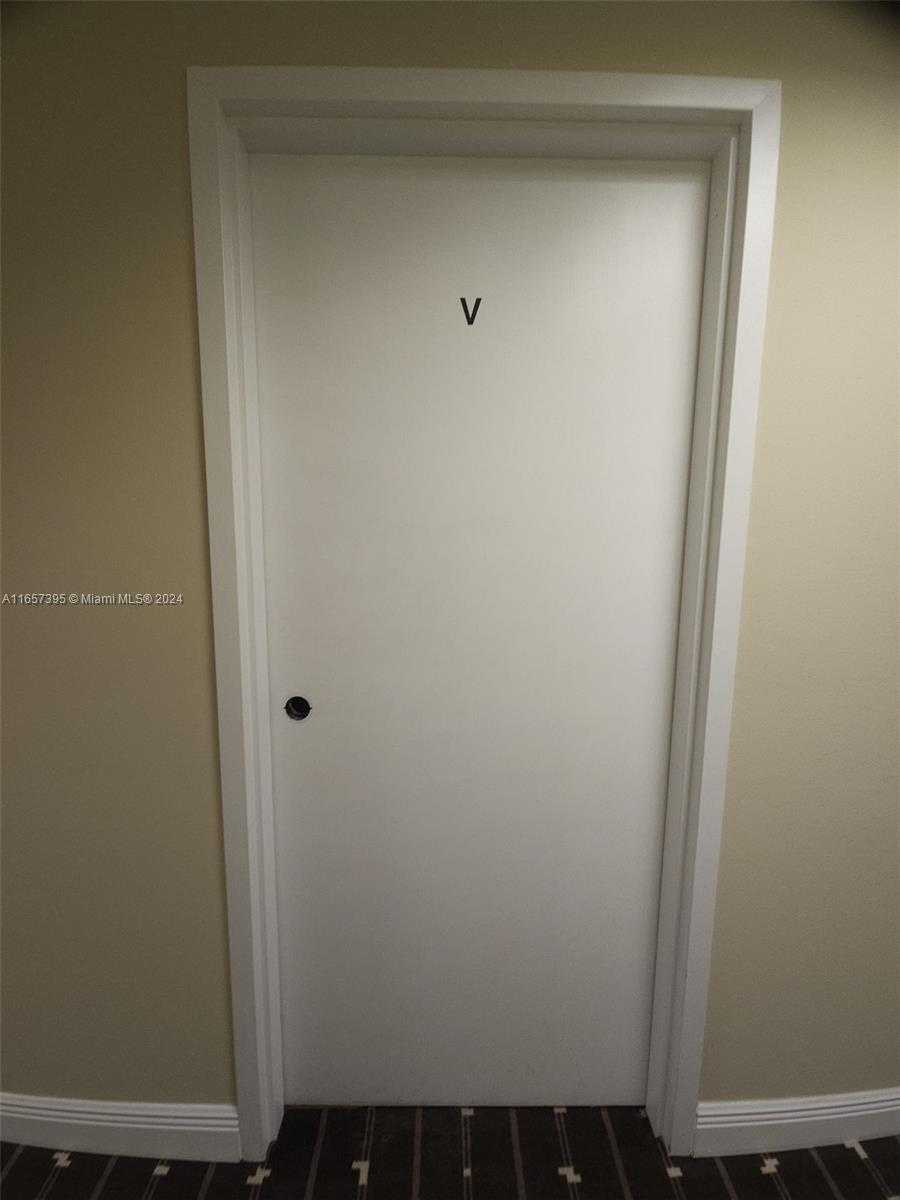 Small Image of 8950 SOUTH WEST 152ND ST SUITE V, Palmetto Bay Number 7