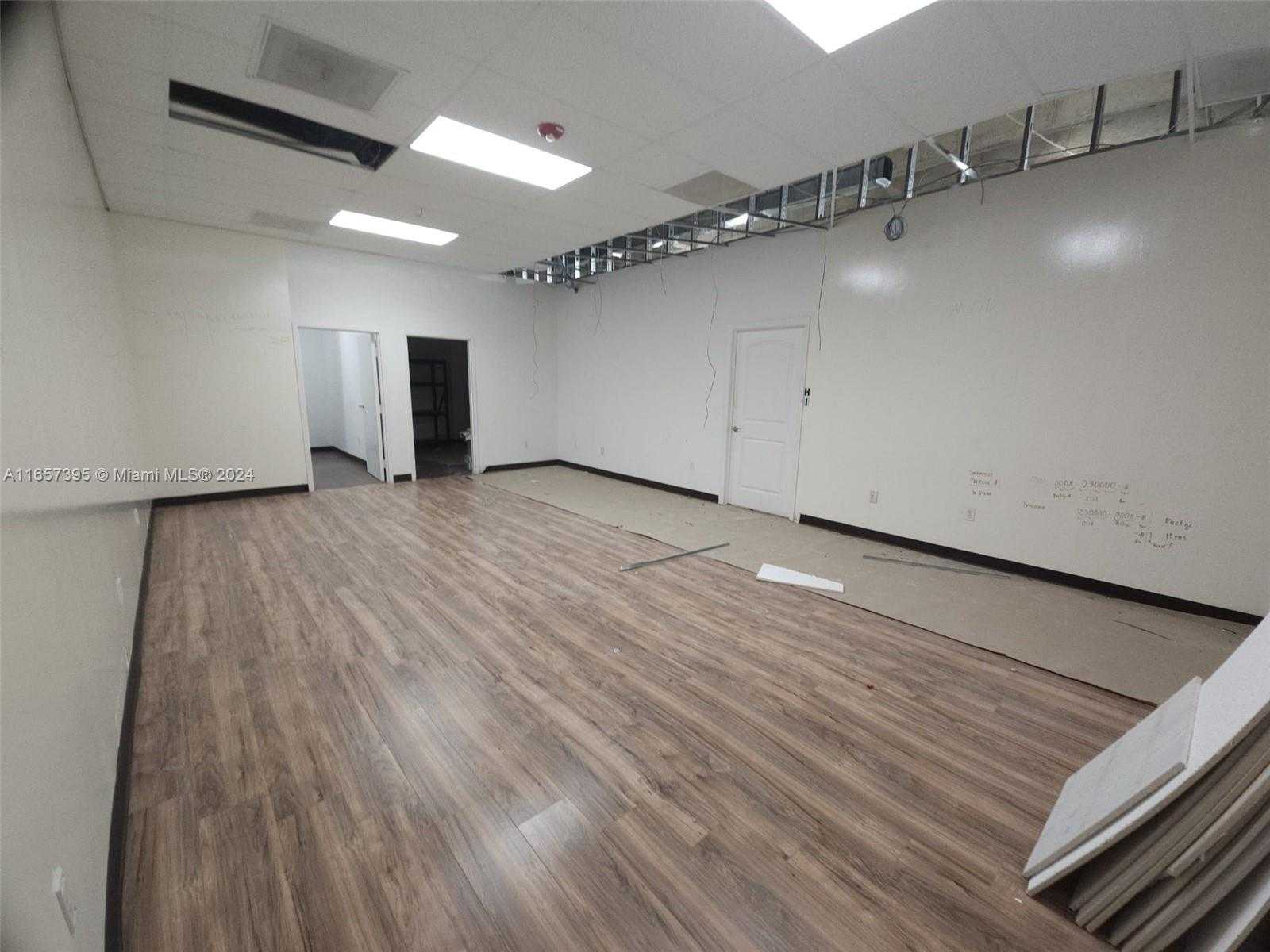 Small Image of 8950 SOUTH WEST 152ND ST SUITE V, Palmetto Bay Number 8