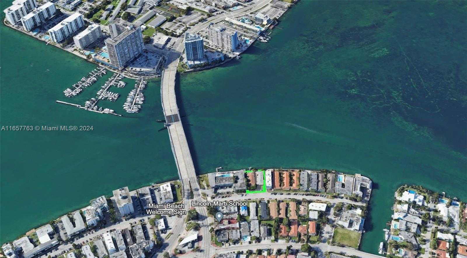 Small Image of 2140 BAY DR, Miami Beach Number 5