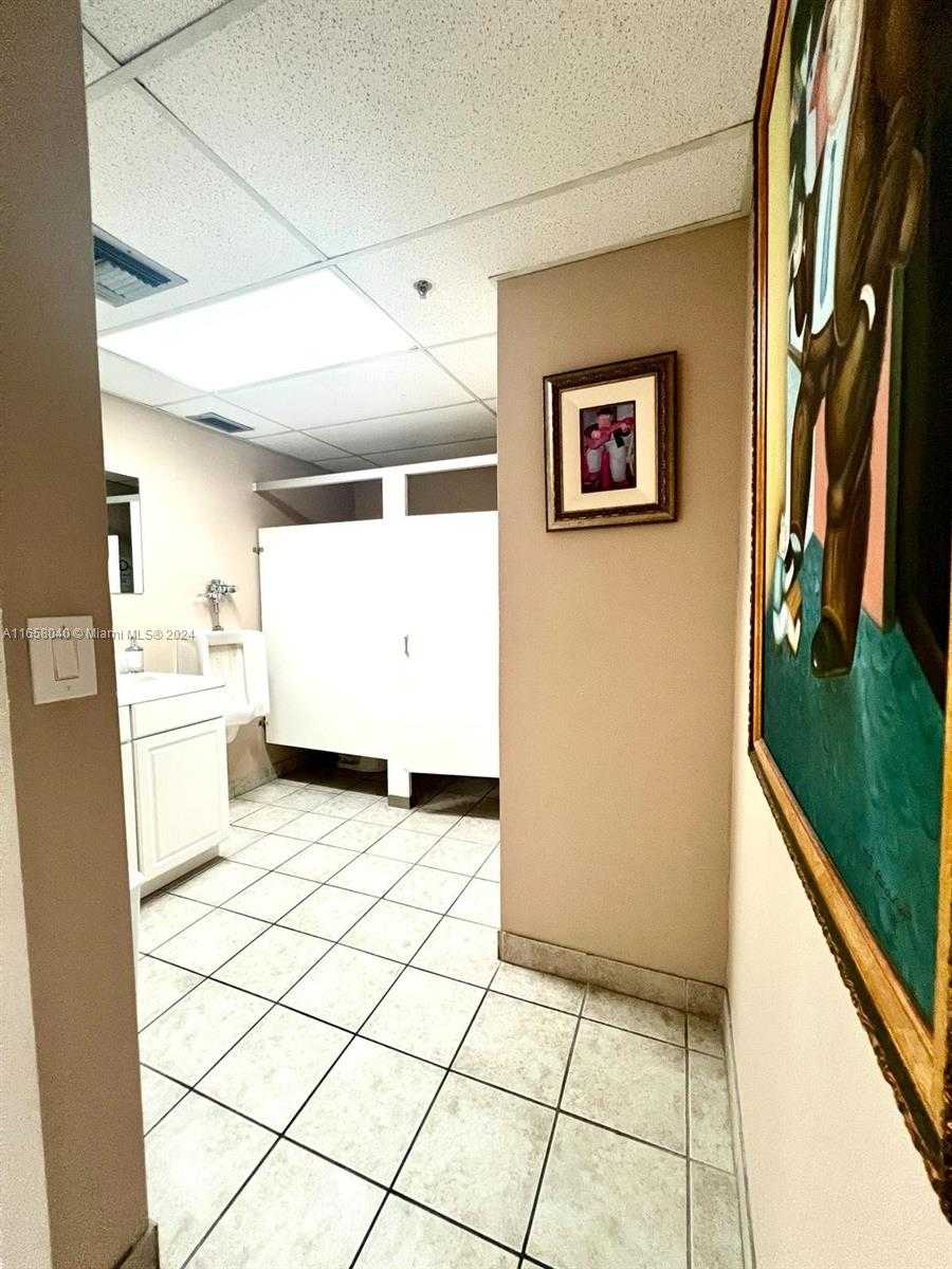 Small Image of 1355 NORTH WEST 97 AVENUE #2nd Floor, Doral Number 12