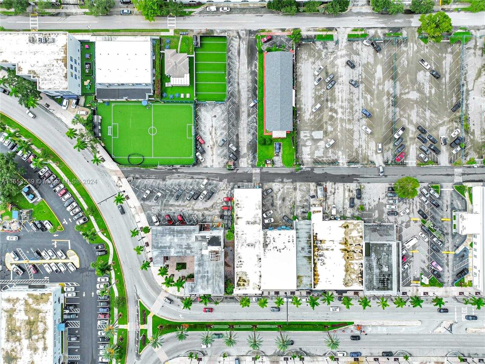 Small Image of 2640 HOLLYWOOD BLVD #114, Hollywood Number 25