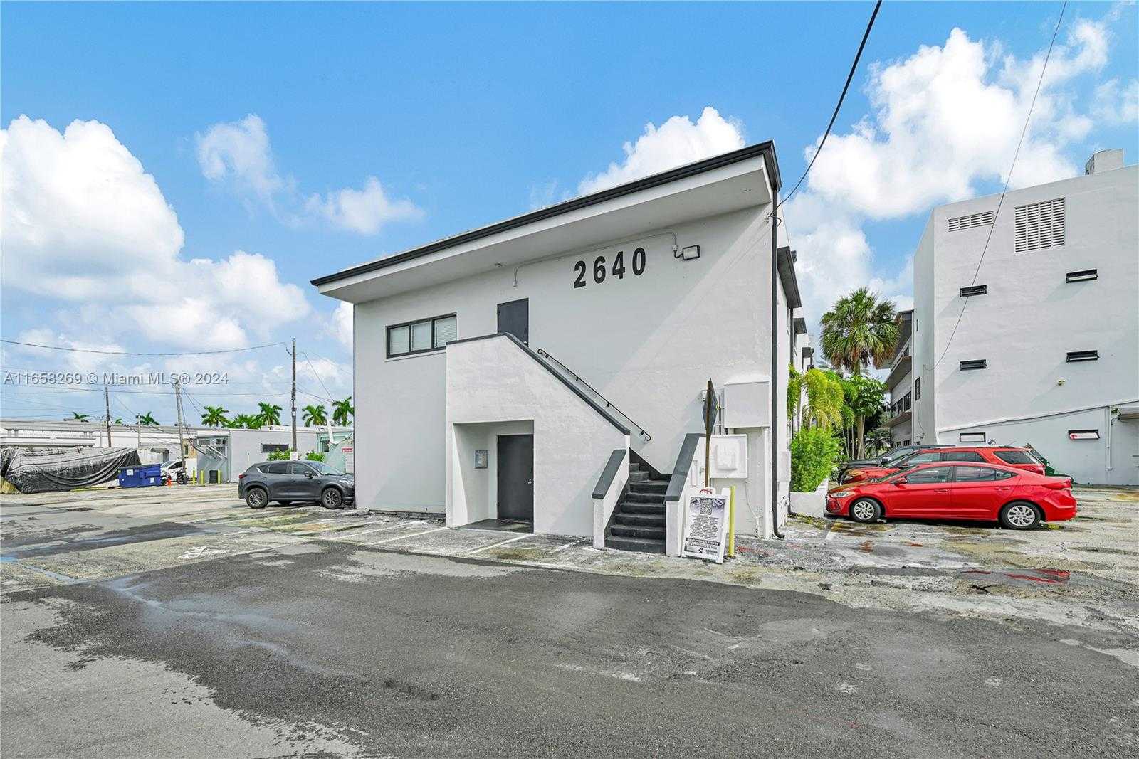 Small Image of 2640 HOLLYWOOD BLVD #114, Hollywood Number 30