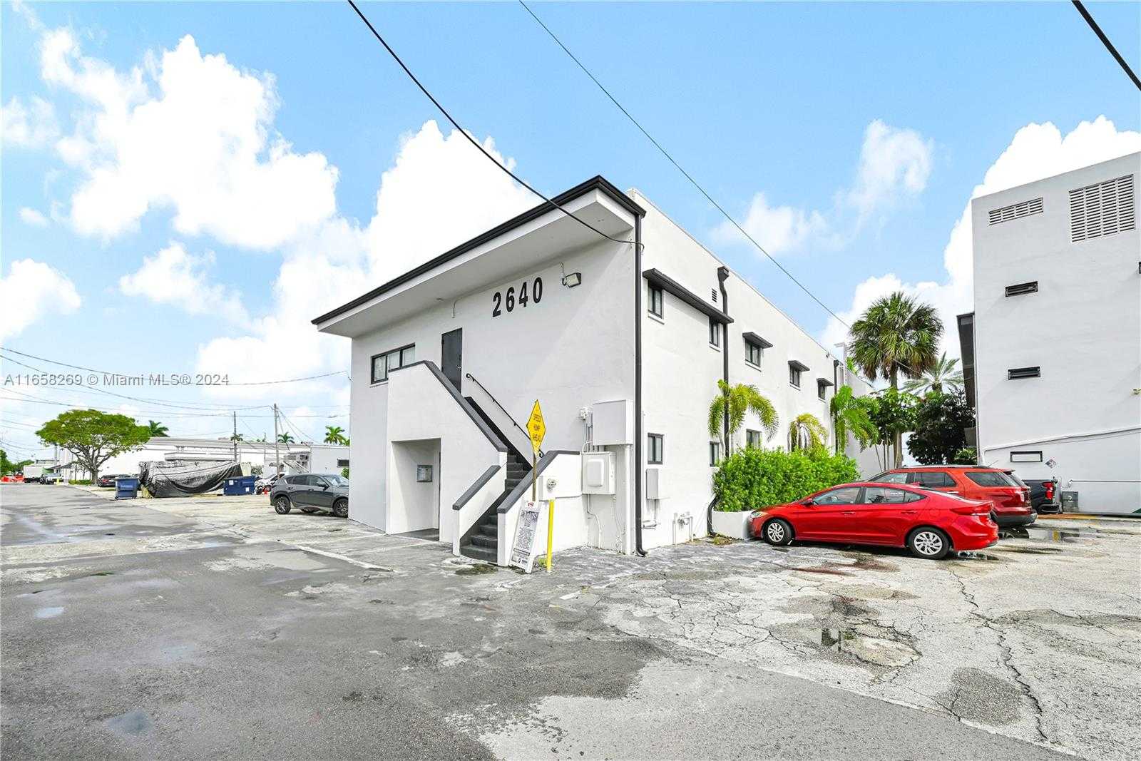 Small Image of 2640 HOLLYWOOD BLVD #114, Hollywood Number 33