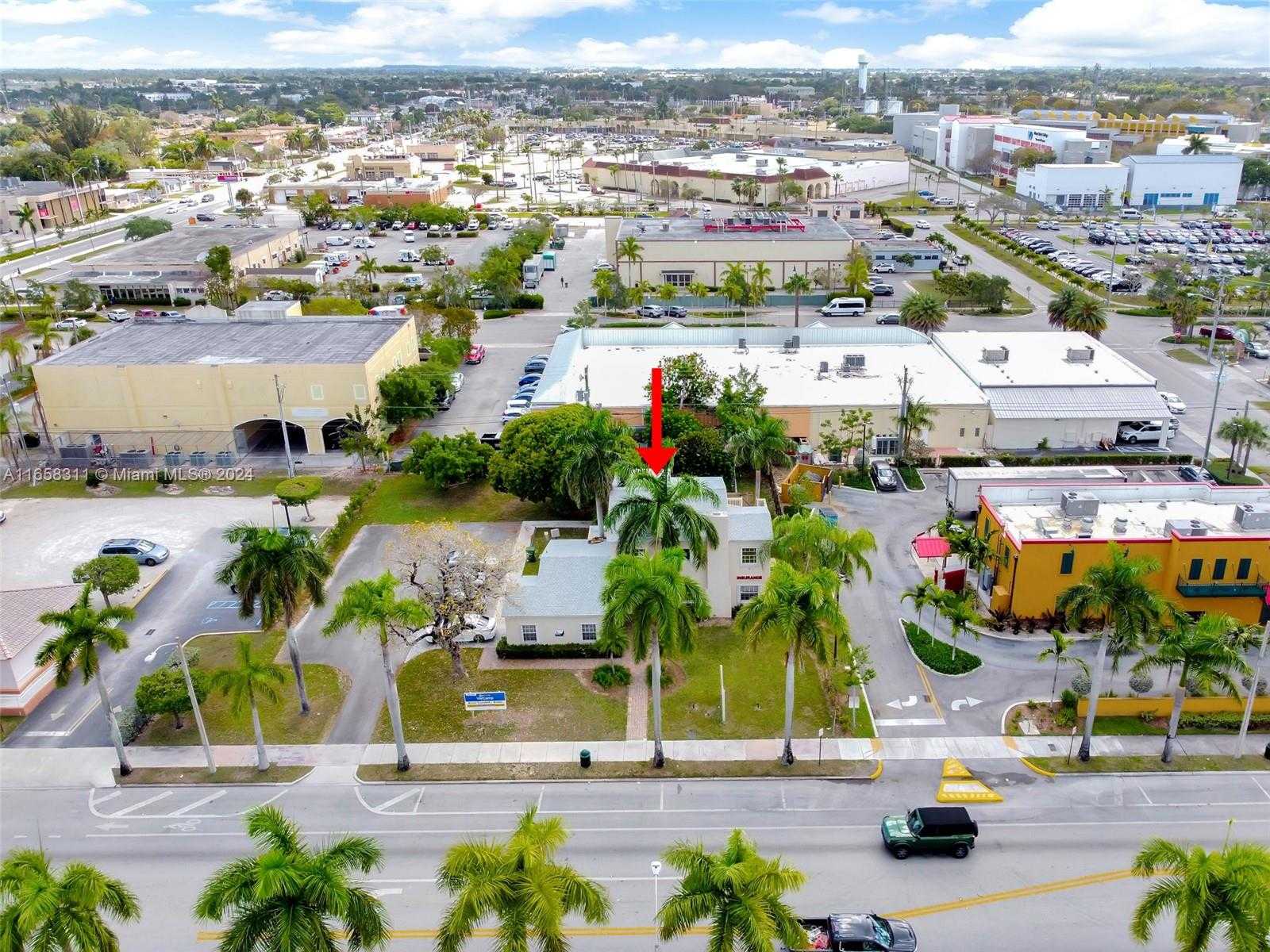 Small Image of 633 NORTH KROME AVE, Homestead Number 31