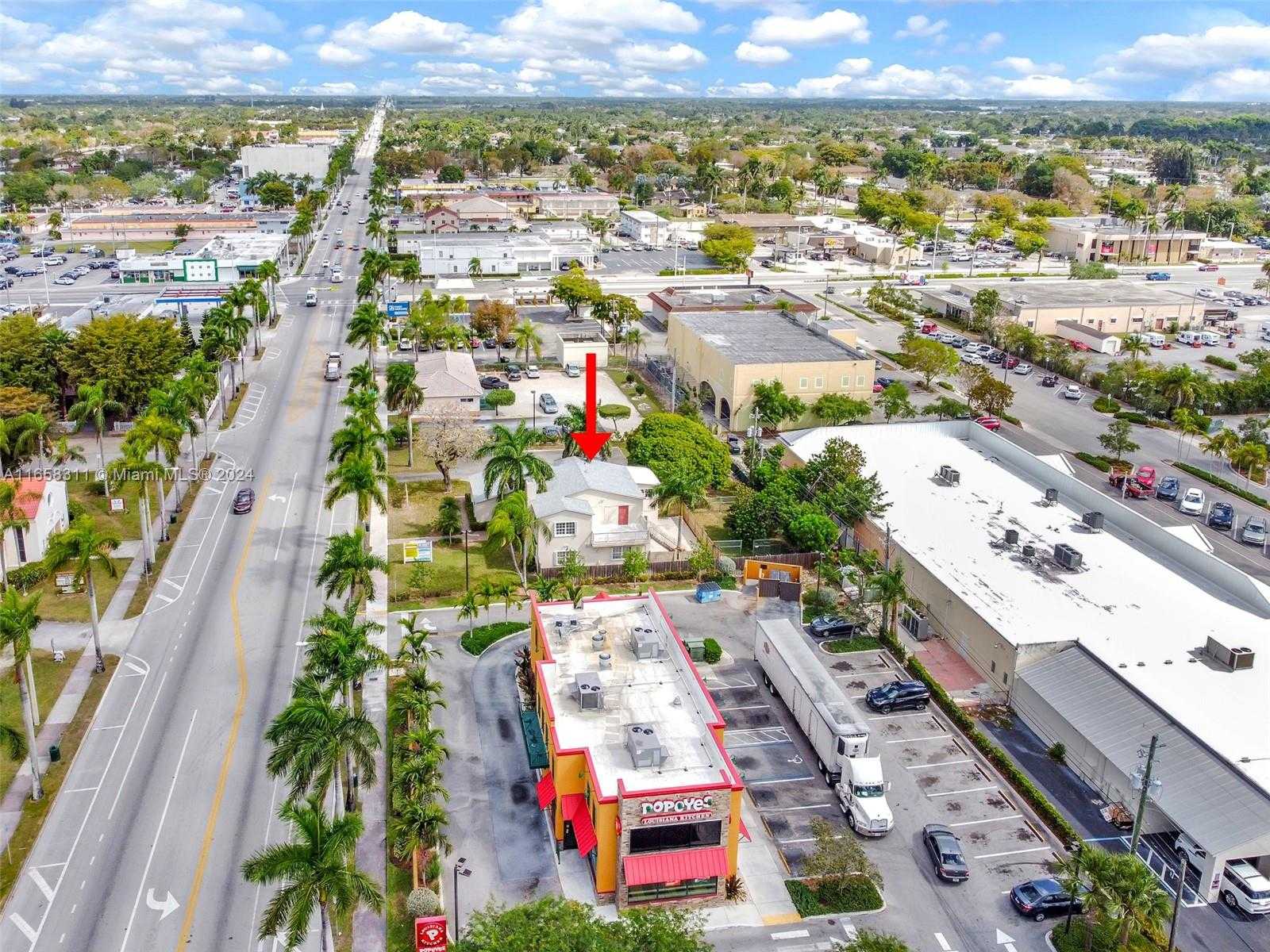 Small Image of 633 NORTH KROME AVE, Homestead Number 33