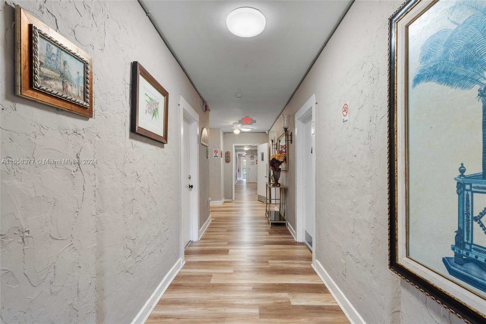 Small Image of 3409 SOUTH LE JEUNE RD, Coral Gables Number 29