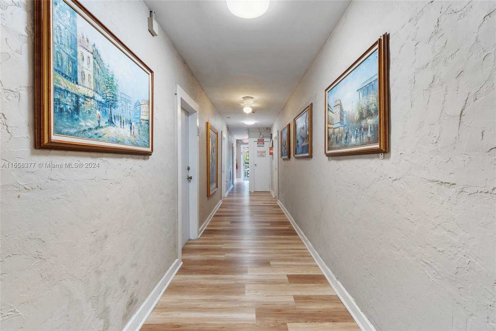 Small Image of 3409 SOUTH LE JEUNE RD, Coral Gables Number 34