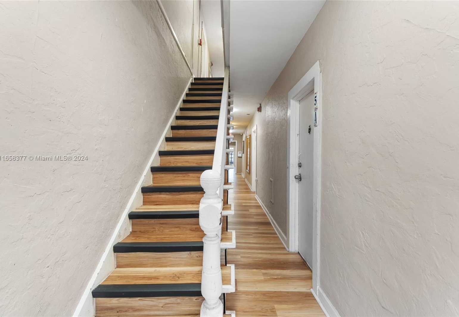 Small Image of 3409 SOUTH LE JEUNE RD, Coral Gables Number 37