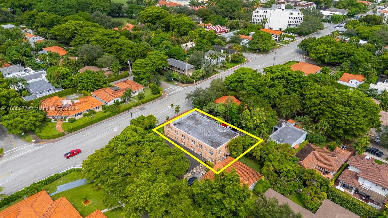 Small Image of 3409 SOUTH LE JEUNE RD, Coral Gables Number 7