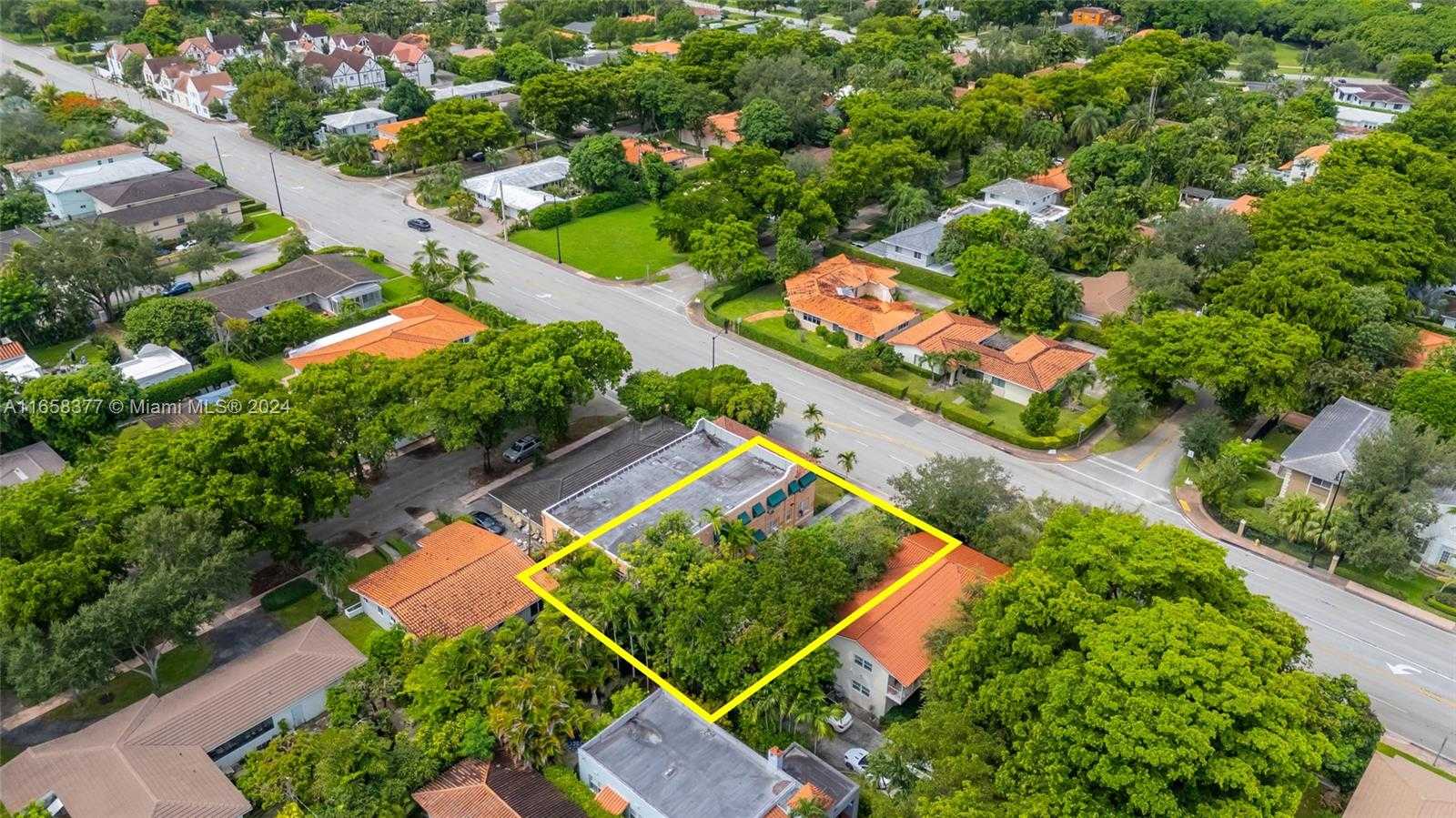 Small Image of 3409 SOUTH LE JEUNE RD, Coral Gables Number 9