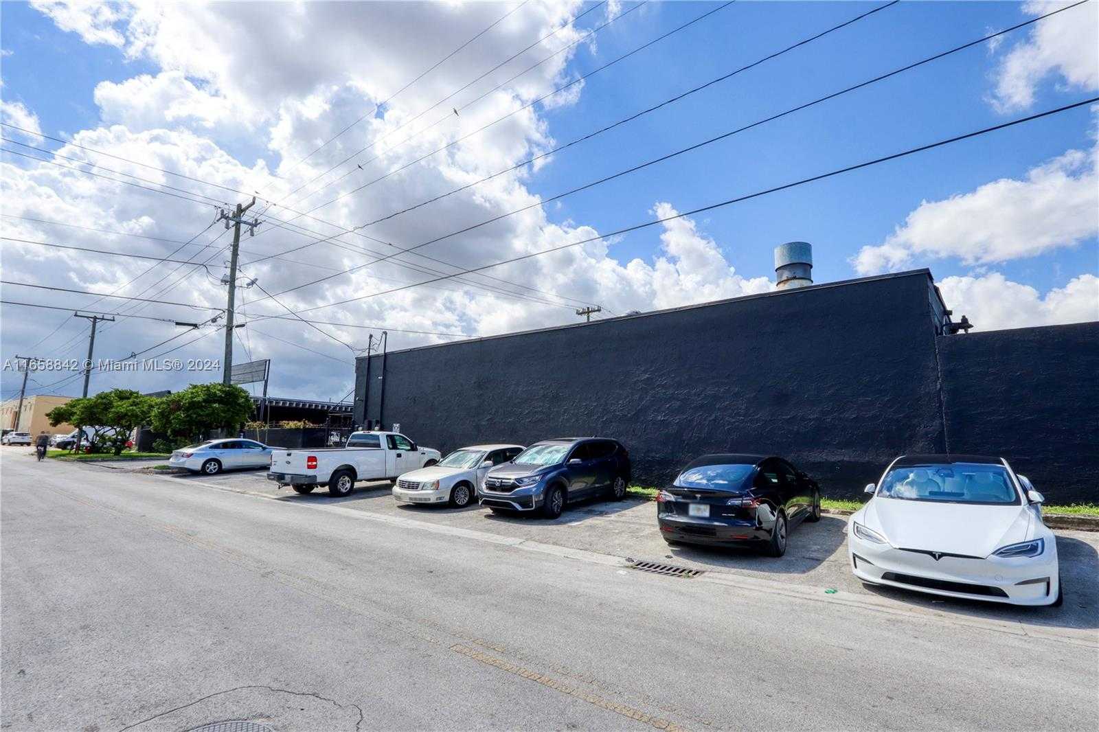 Small Image of 300 WEST 22ND, Hialeah Number 11