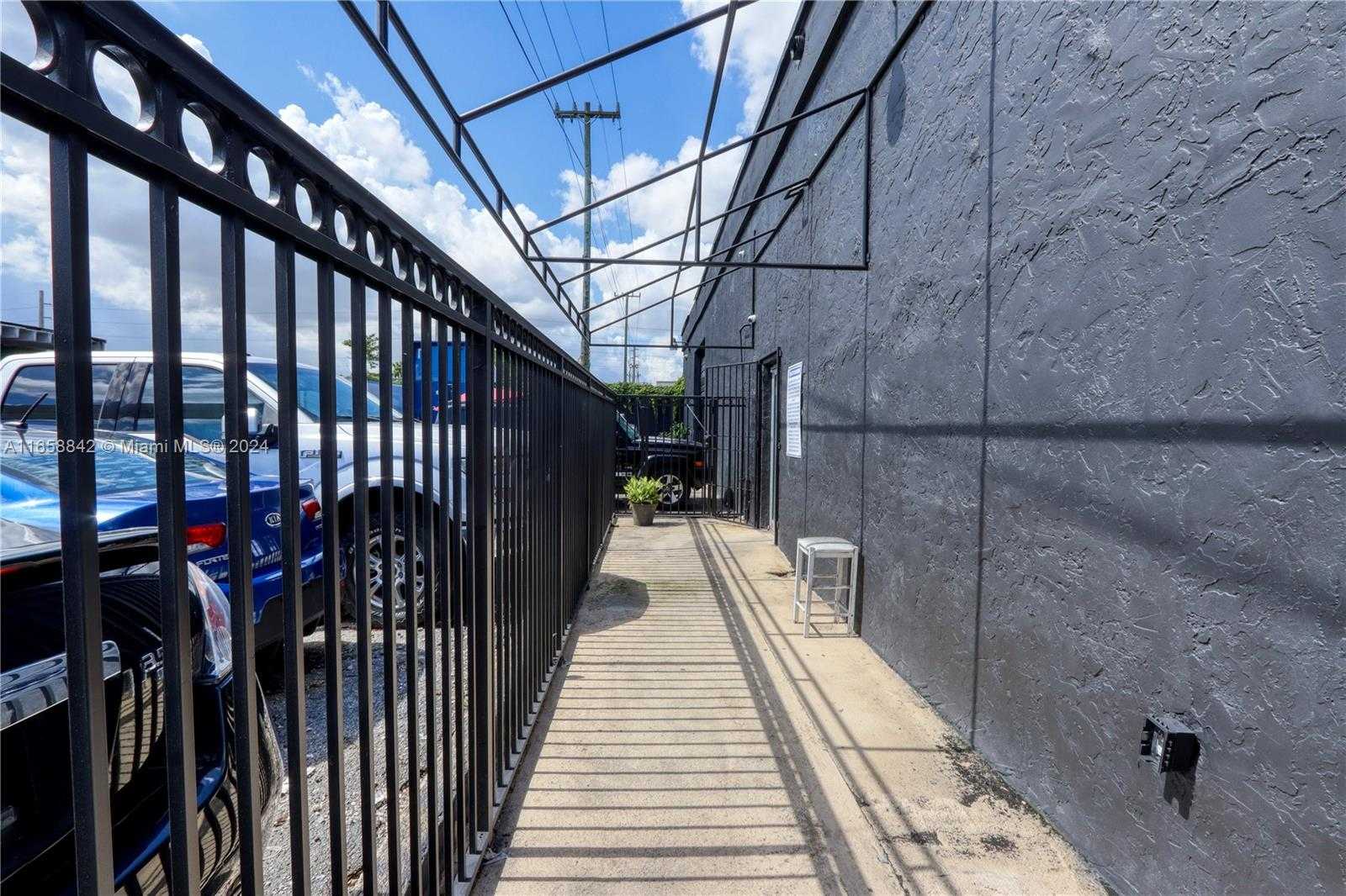 Small Image of 300 WEST 22ND, Hialeah Number 14