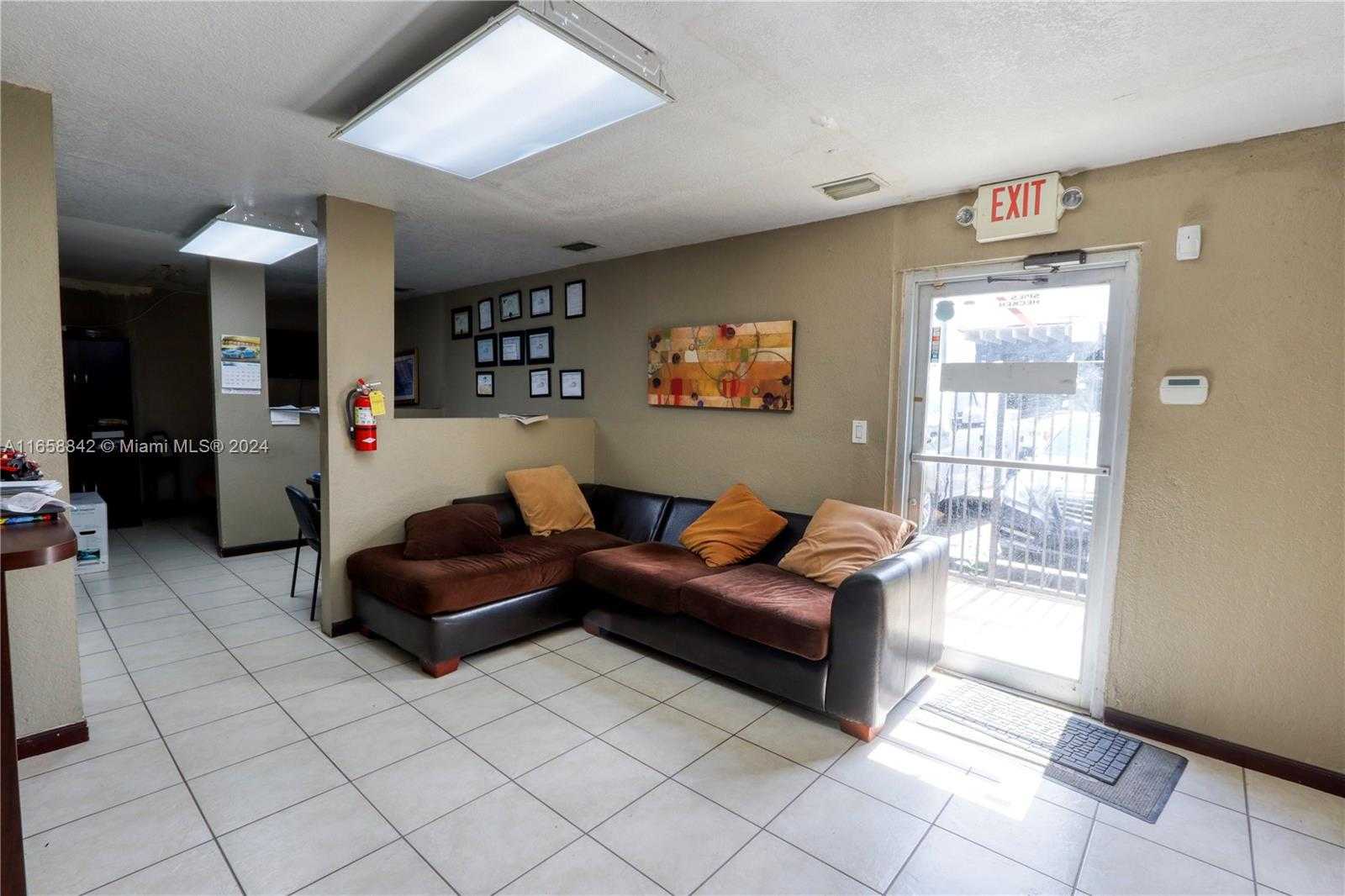 Small Image of 300 WEST 22ND, Hialeah Number 16