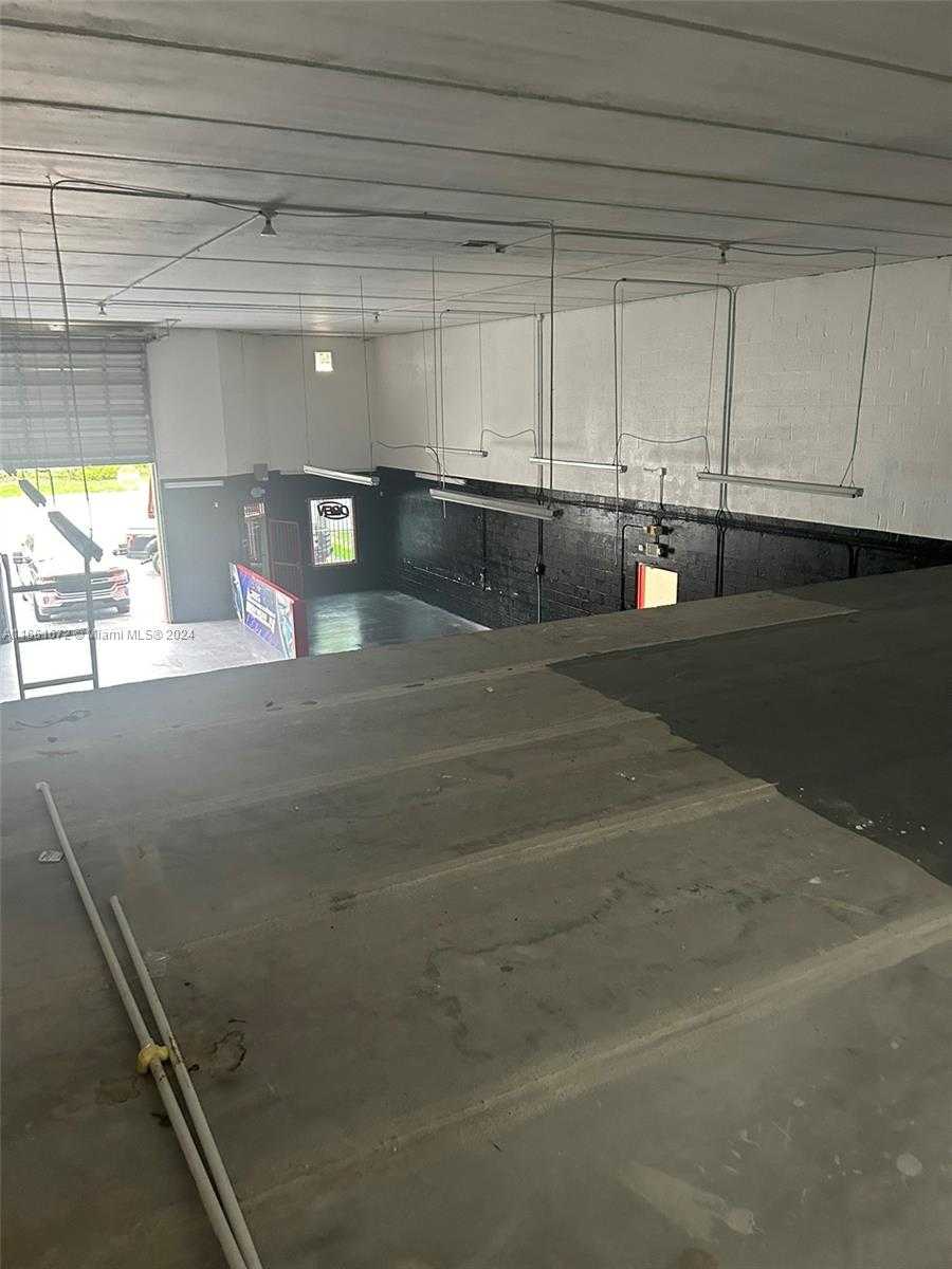 Small Image of 1693 NORTH WEST 97TH AVE #5, Doral Number 13