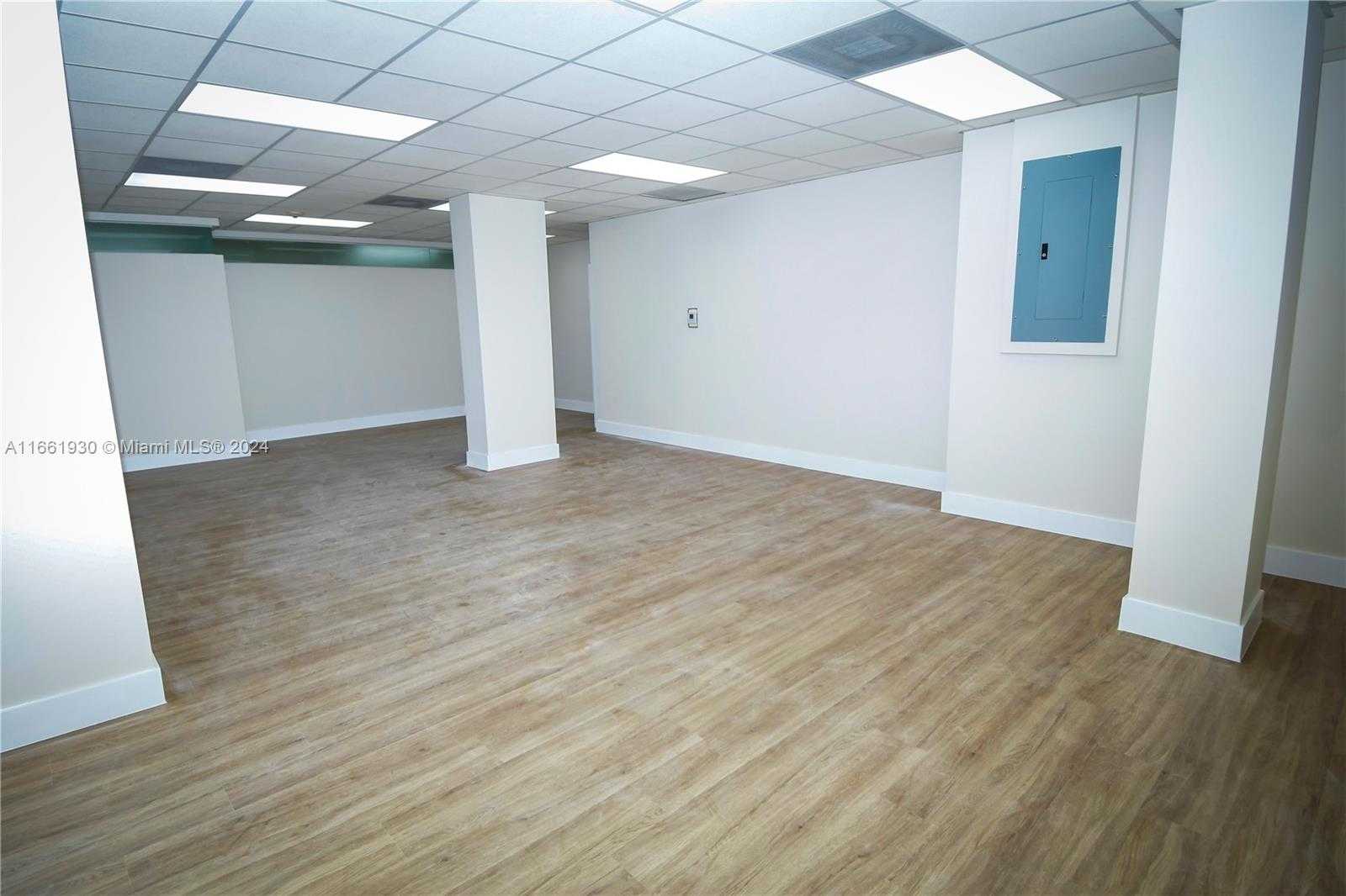 Small Image of 5539 SOUTH WEST 8TH ST, Miami Number 12