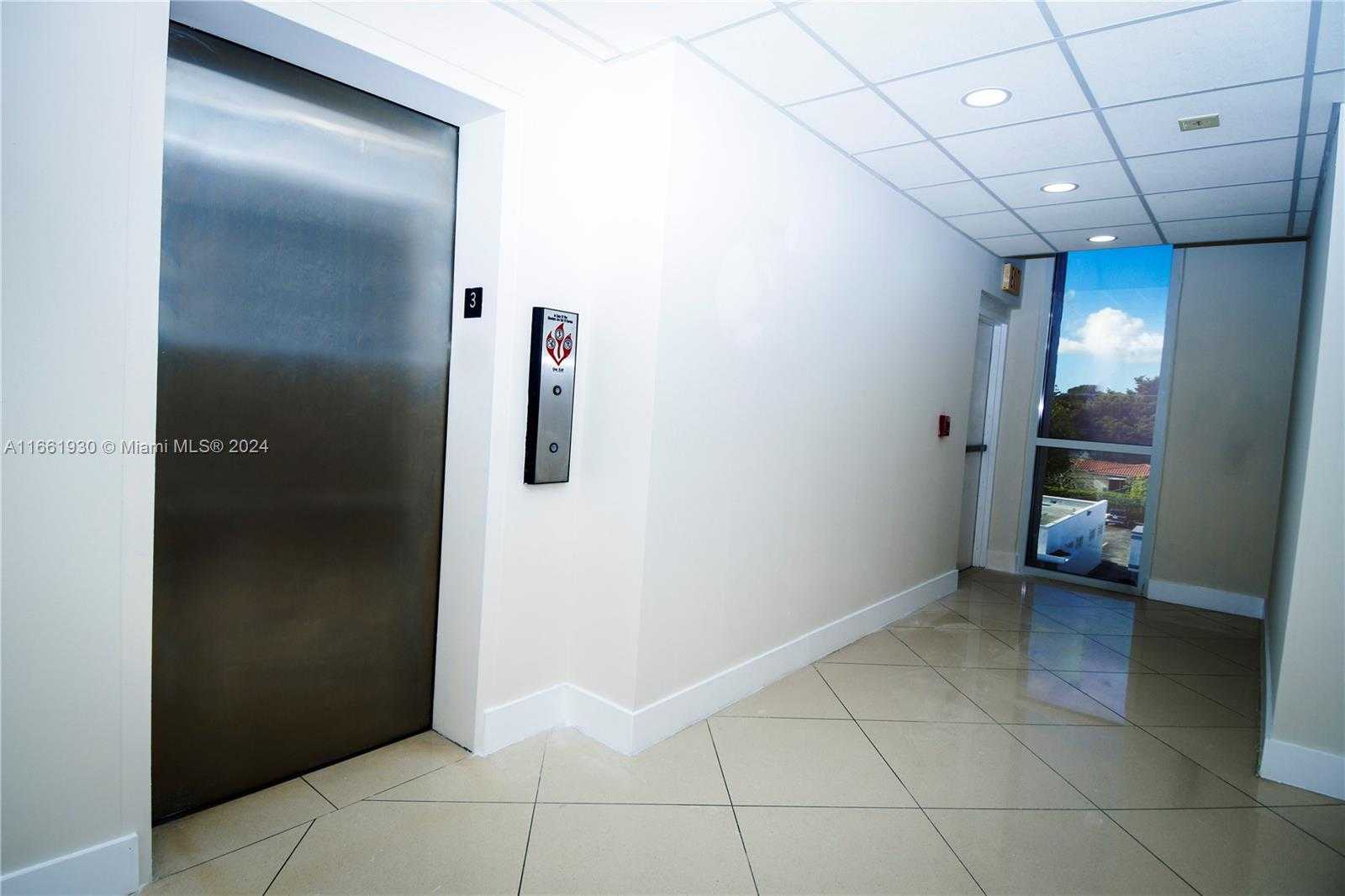 Small Image of 5539 SOUTH WEST 8TH ST, Miami Number 3