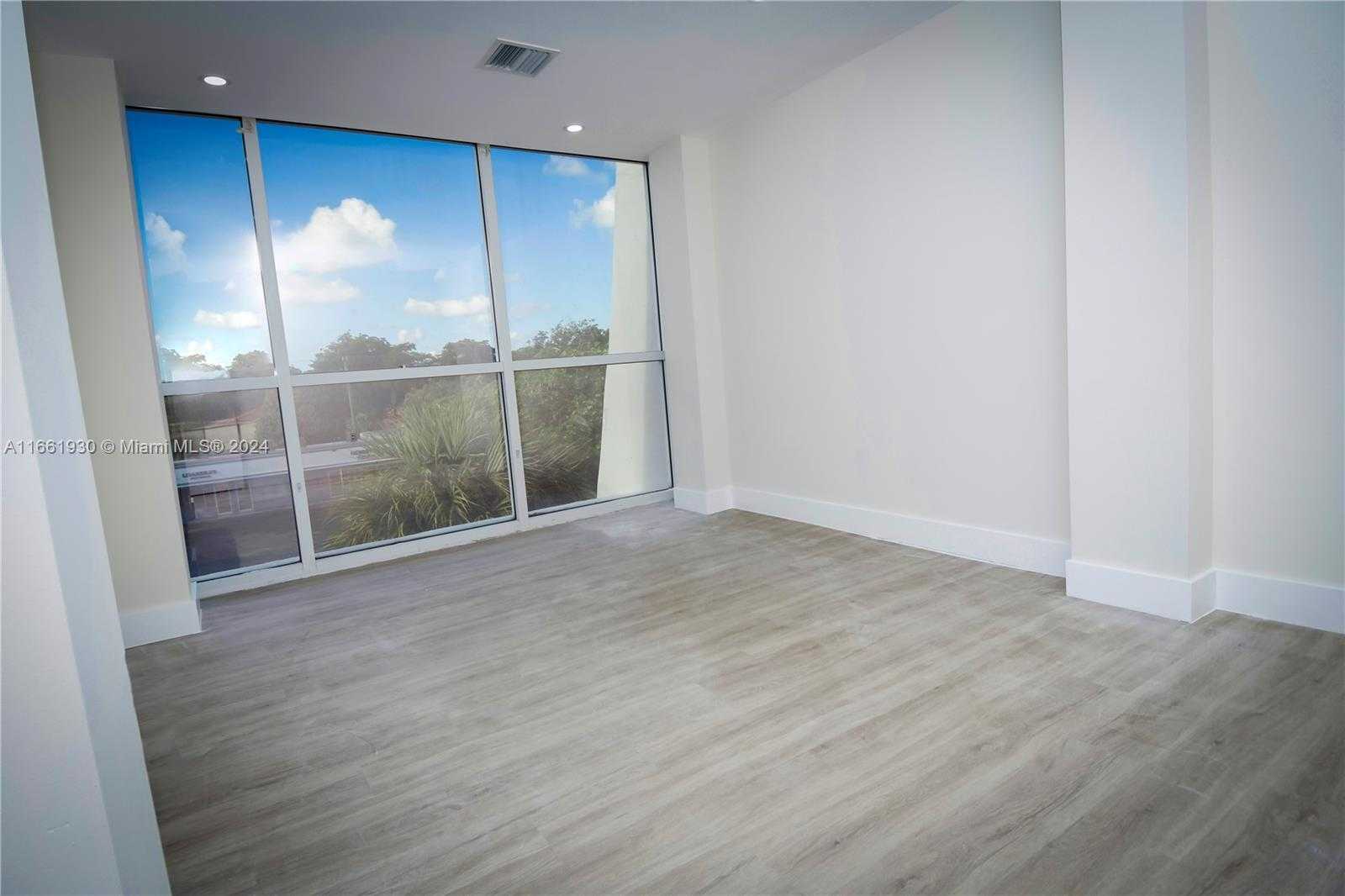 Small Image of 5539 SOUTH WEST 8TH ST, Miami Number 9