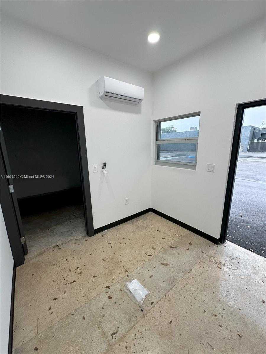 Small Image of 1724 NORTH WEST 22ND ST, Miami Number 11