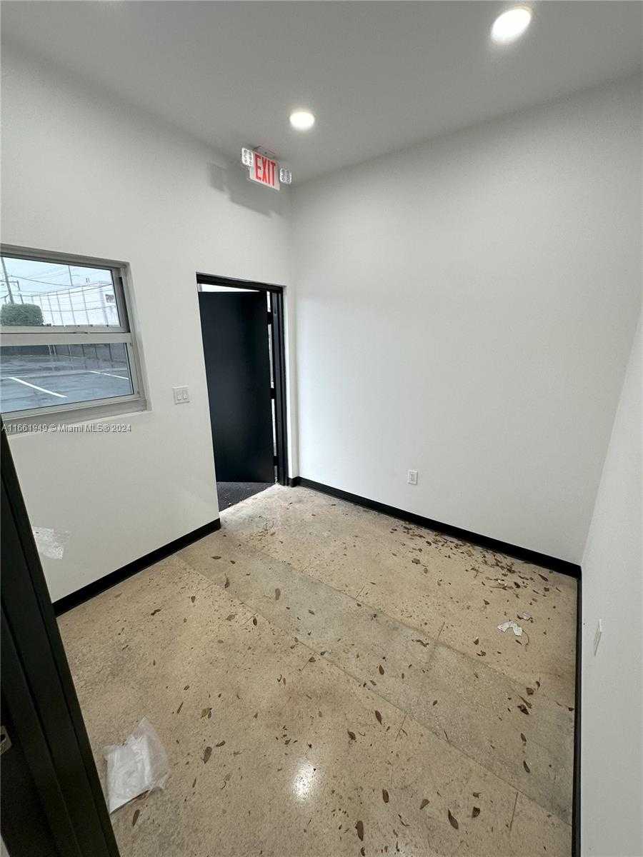 Small Image of 1724 NORTH WEST 22ND ST, Miami Number 13
