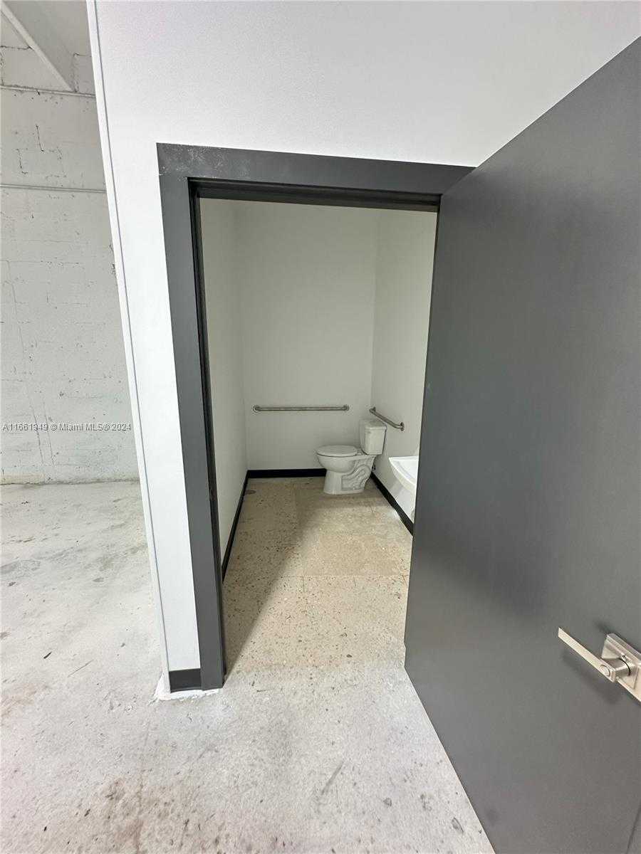 Small Image of 1724 NORTH WEST 22ND ST, Miami Number 16