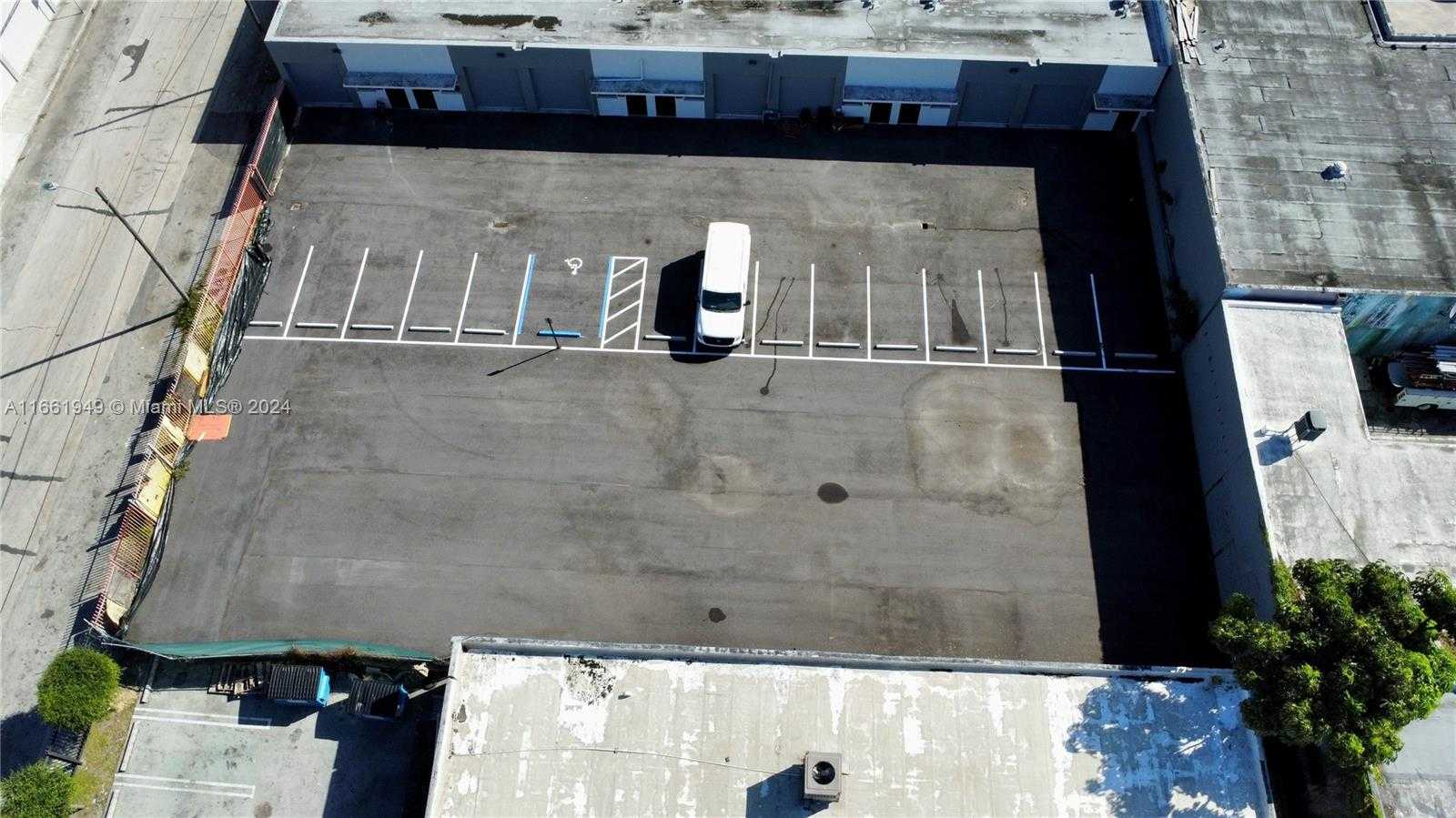 Small Image of 1724 NORTH WEST 22ND ST, Miami Number 4