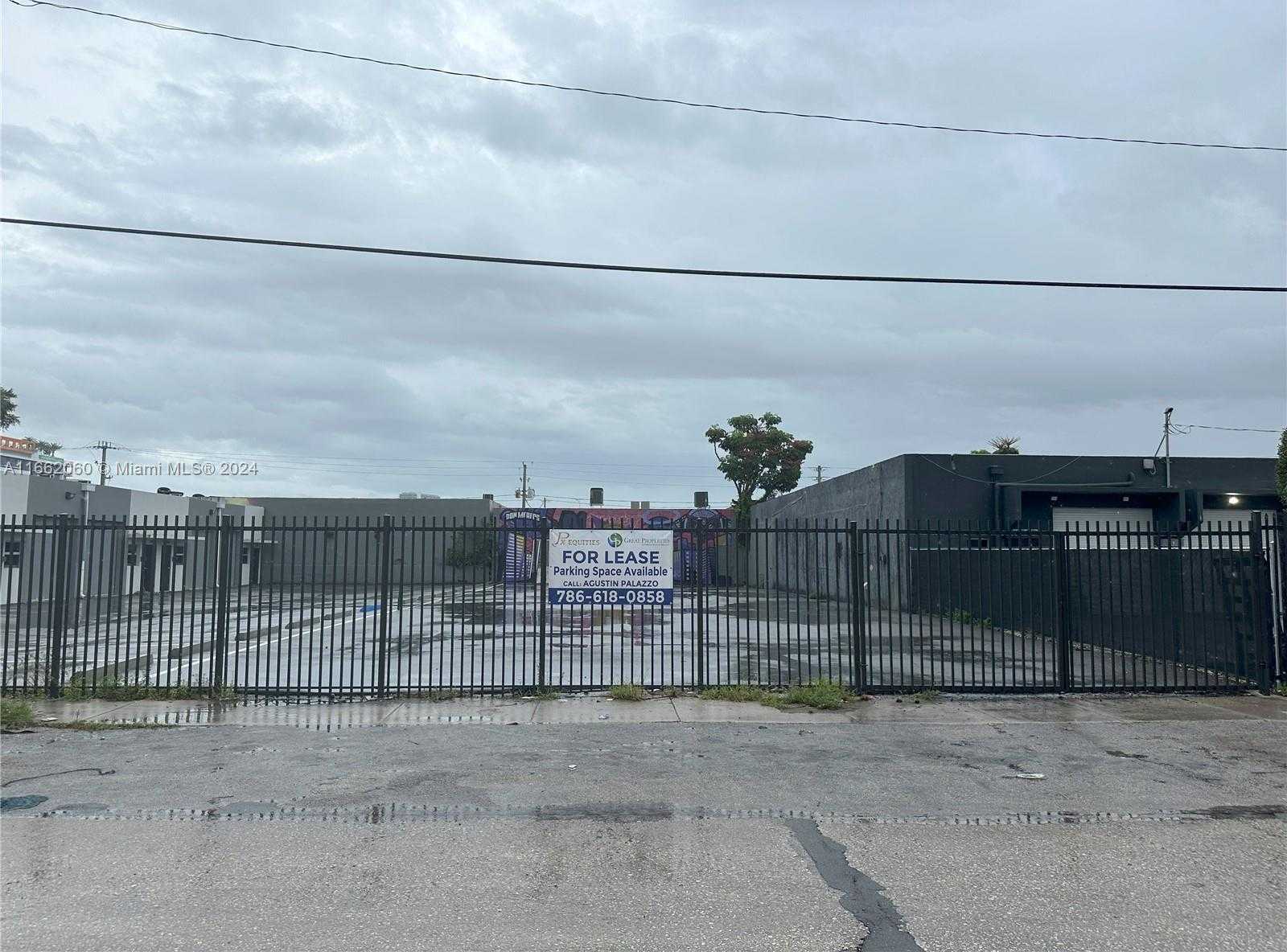 Small Image of 1740 NORTH WEST 22ND ST, Miami Number 2