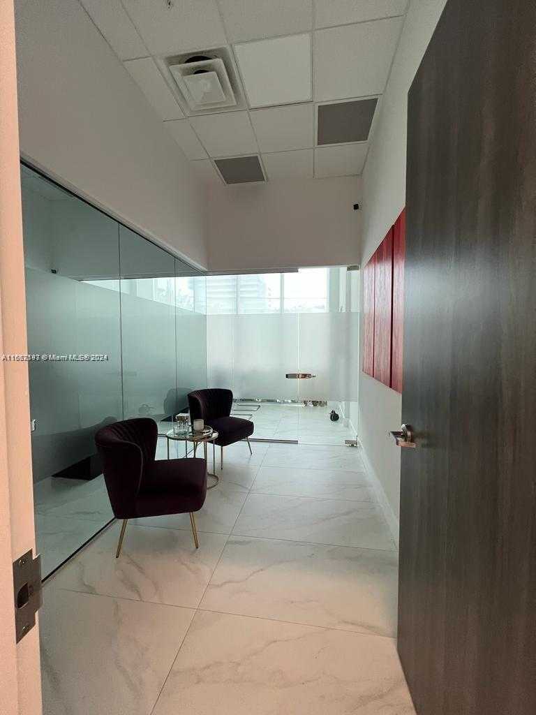 Small Image of 800 SOUTH EAST 4TH AVE #109, Hallandale Beach Number 3
