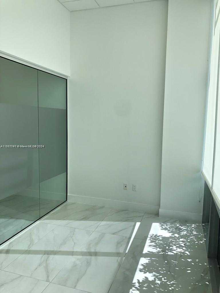 Small Image of 800 SOUTH EAST 4TH AVE #109, Hallandale Beach Number 8