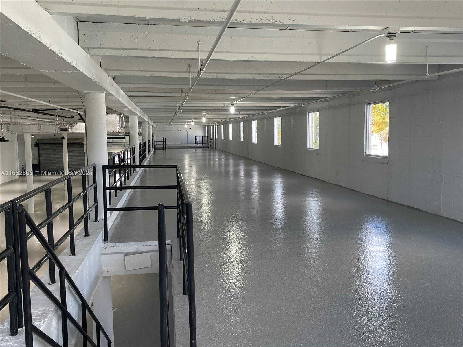 Small Image of 6897 NORTH EAST 4TH AVE #Space-A, Miami Number 12