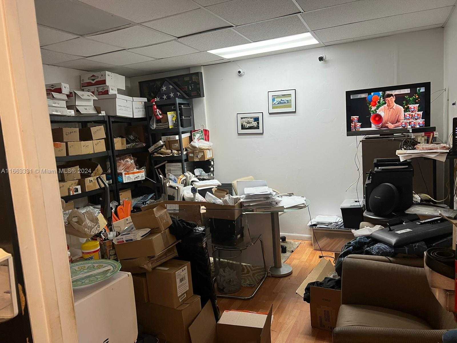 Small Image of 14505 SOUTH WEST 42ND ST, Miami Number 9