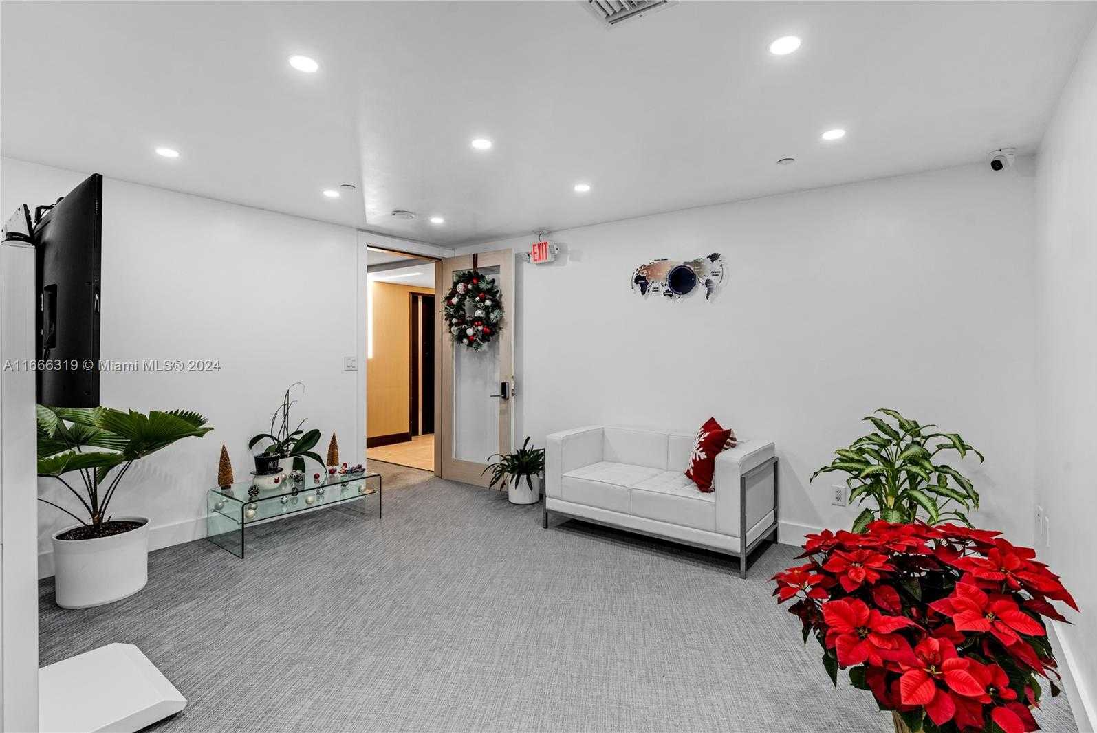 Small Image of 1110 BRICKELL AVE #710A, Miami Number 10