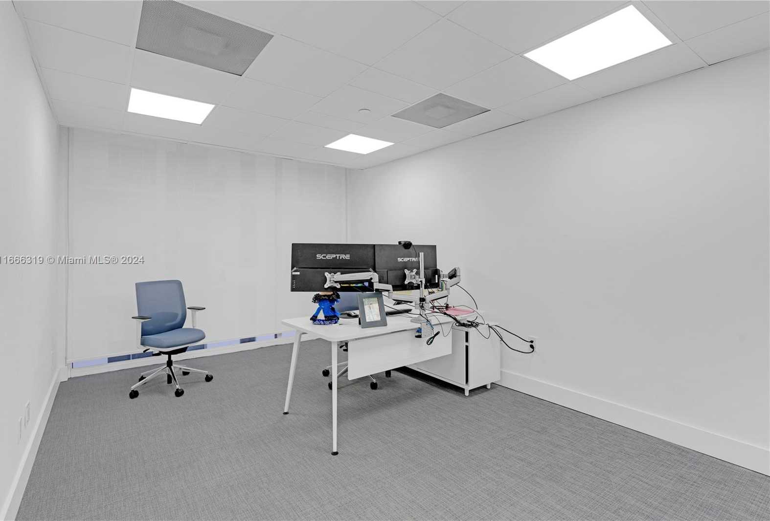 Small Image of 1110 BRICKELL AVE #710A, Miami Number 30
