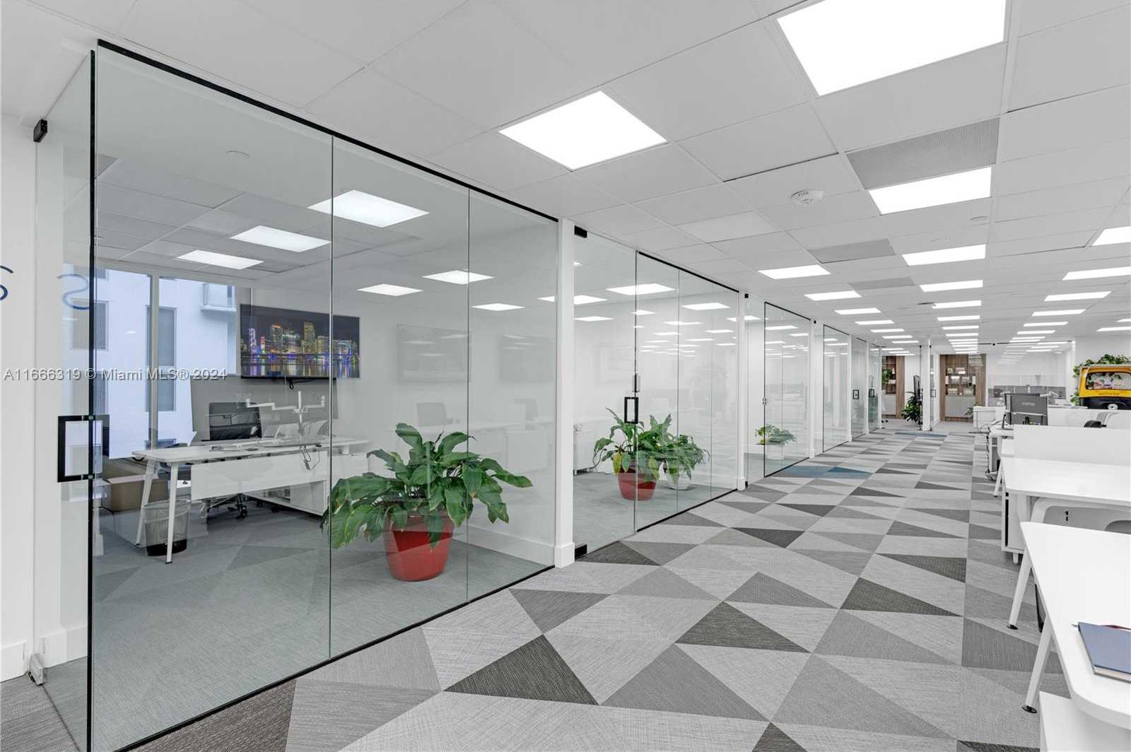 Small Image of 1110 BRICKELL AVE #710A, Miami Number 34