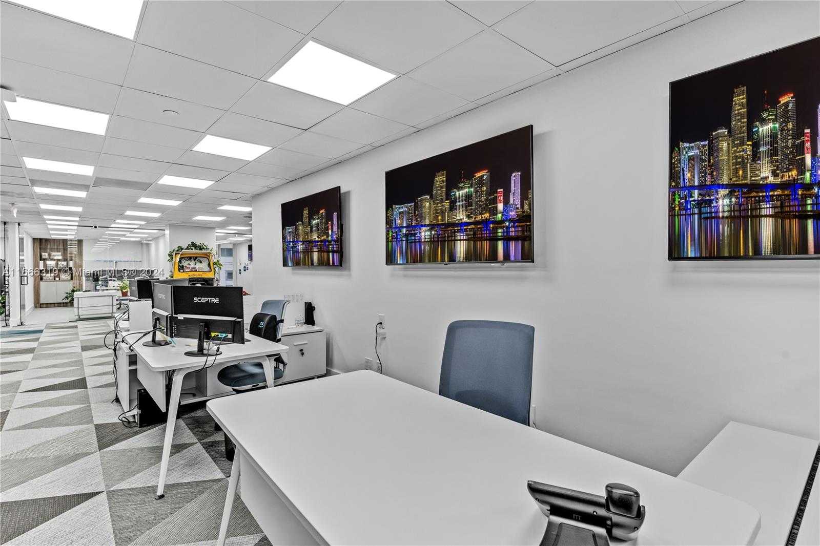 Small Image of 1110 BRICKELL AVE #710A, Miami Number 6