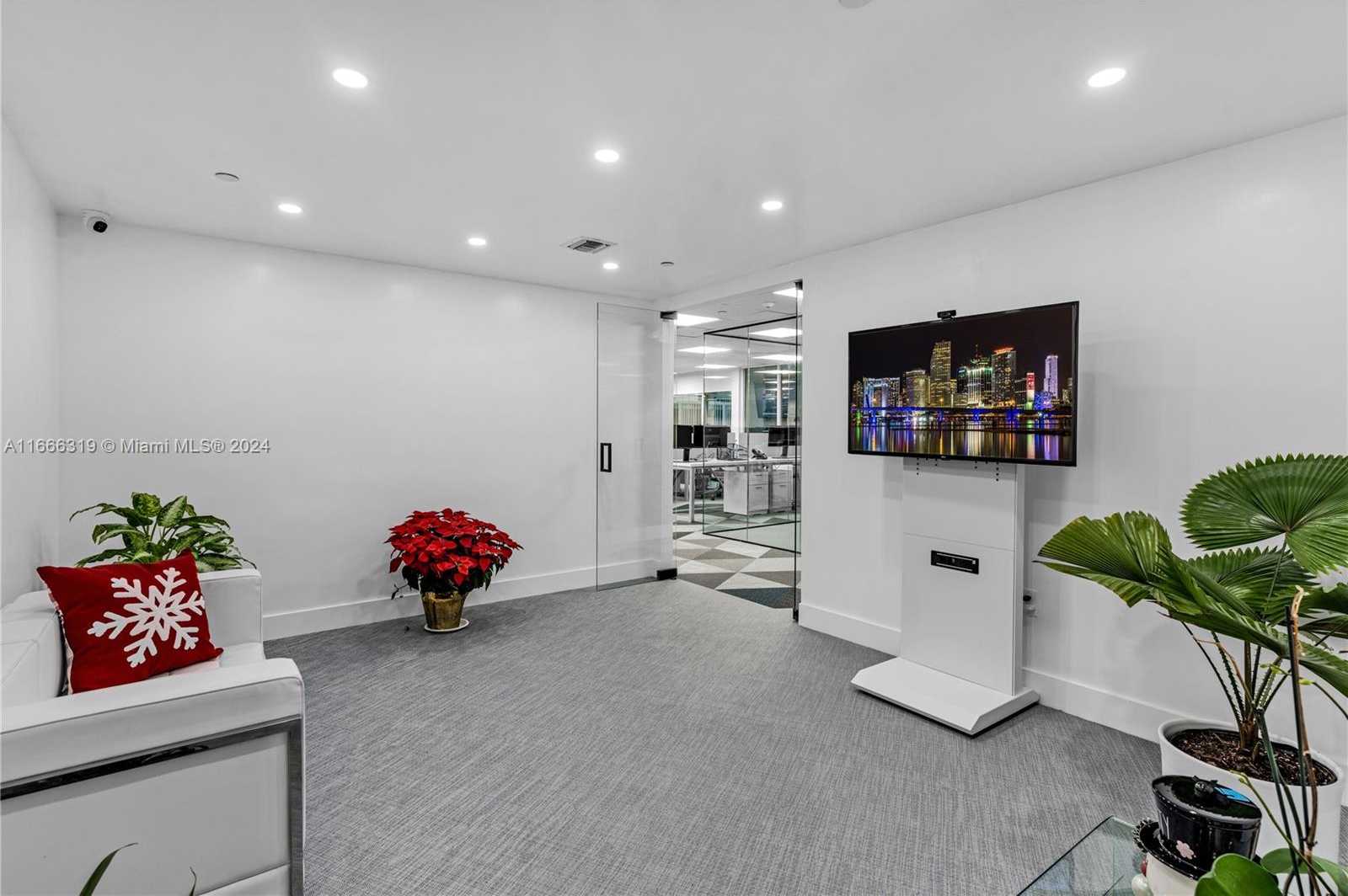 Small Image of 1110 BRICKELL AVE #710A, Miami Number 9